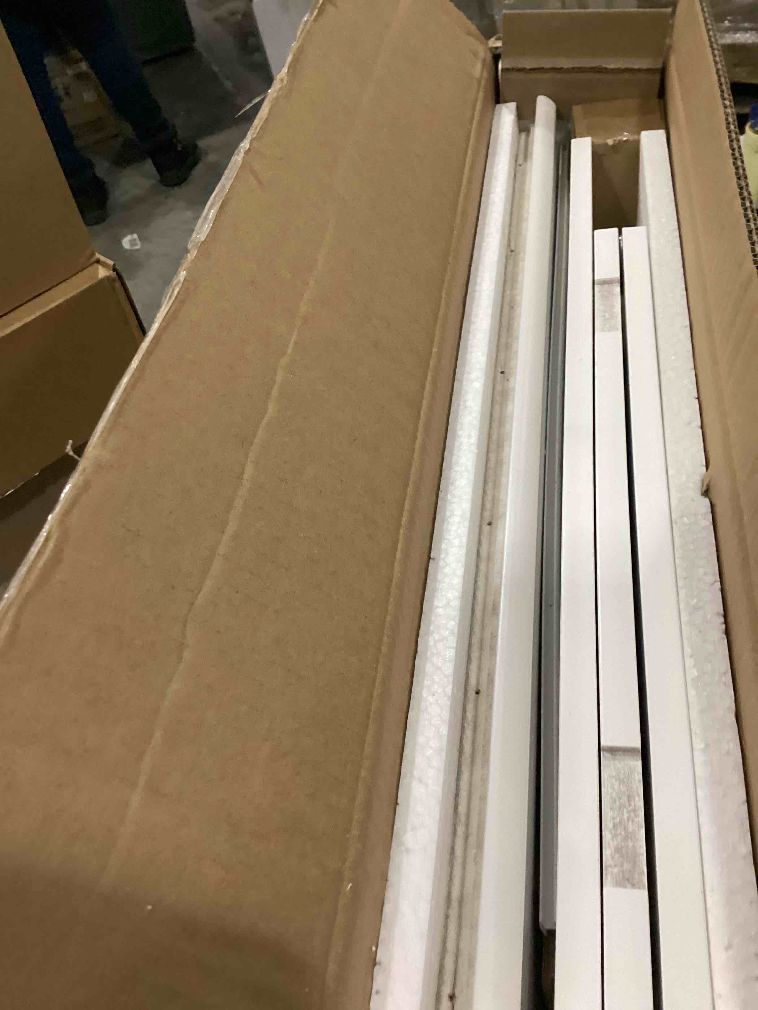 https://s3.amazonaws.com/lotting-images-prod/bidfta/YEL6804877_1738341416201.jpeg