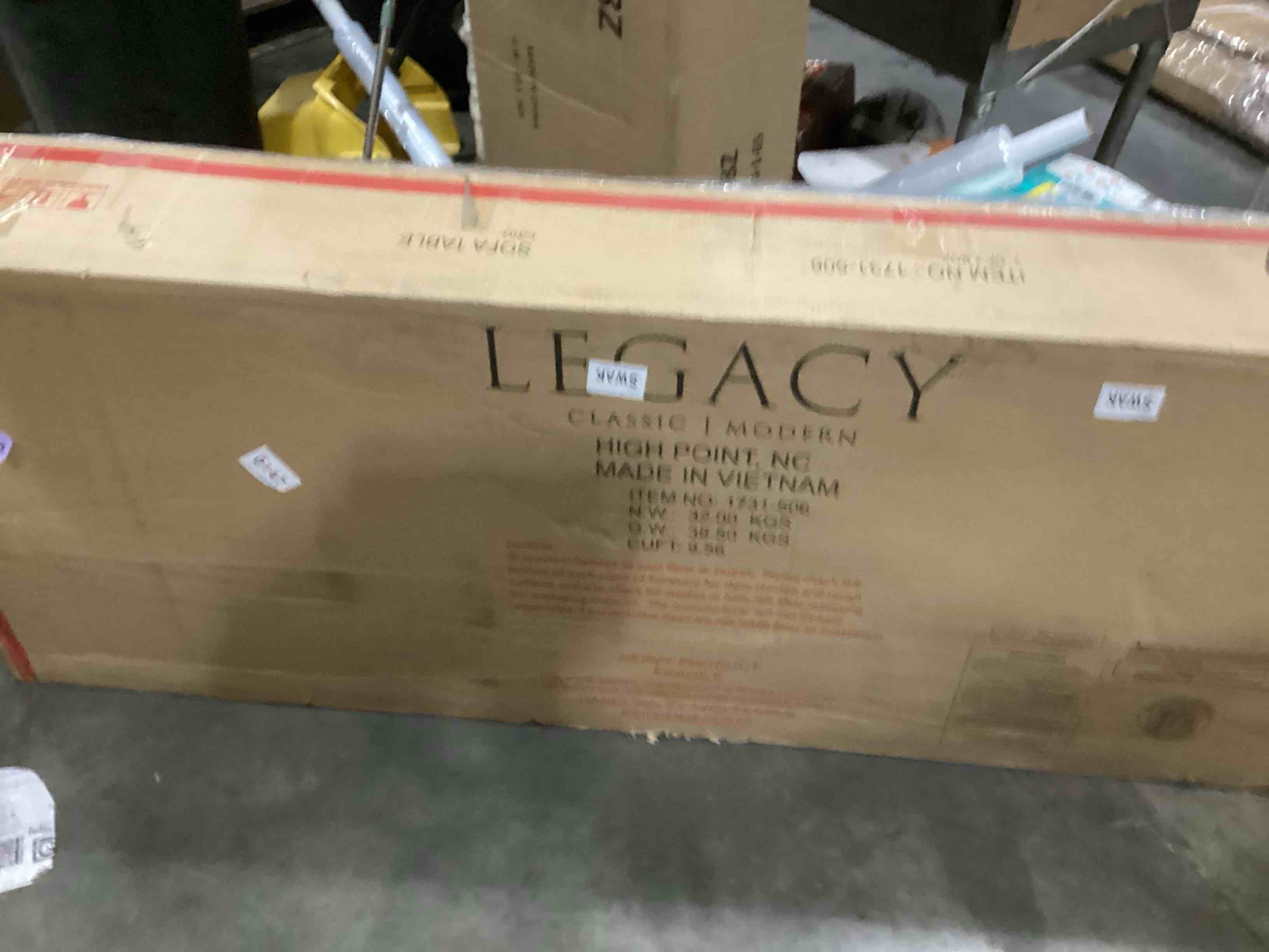 https://s3.amazonaws.com/lotting-images-prod/bidfta/YEL6805460_1739204100033.jpeg