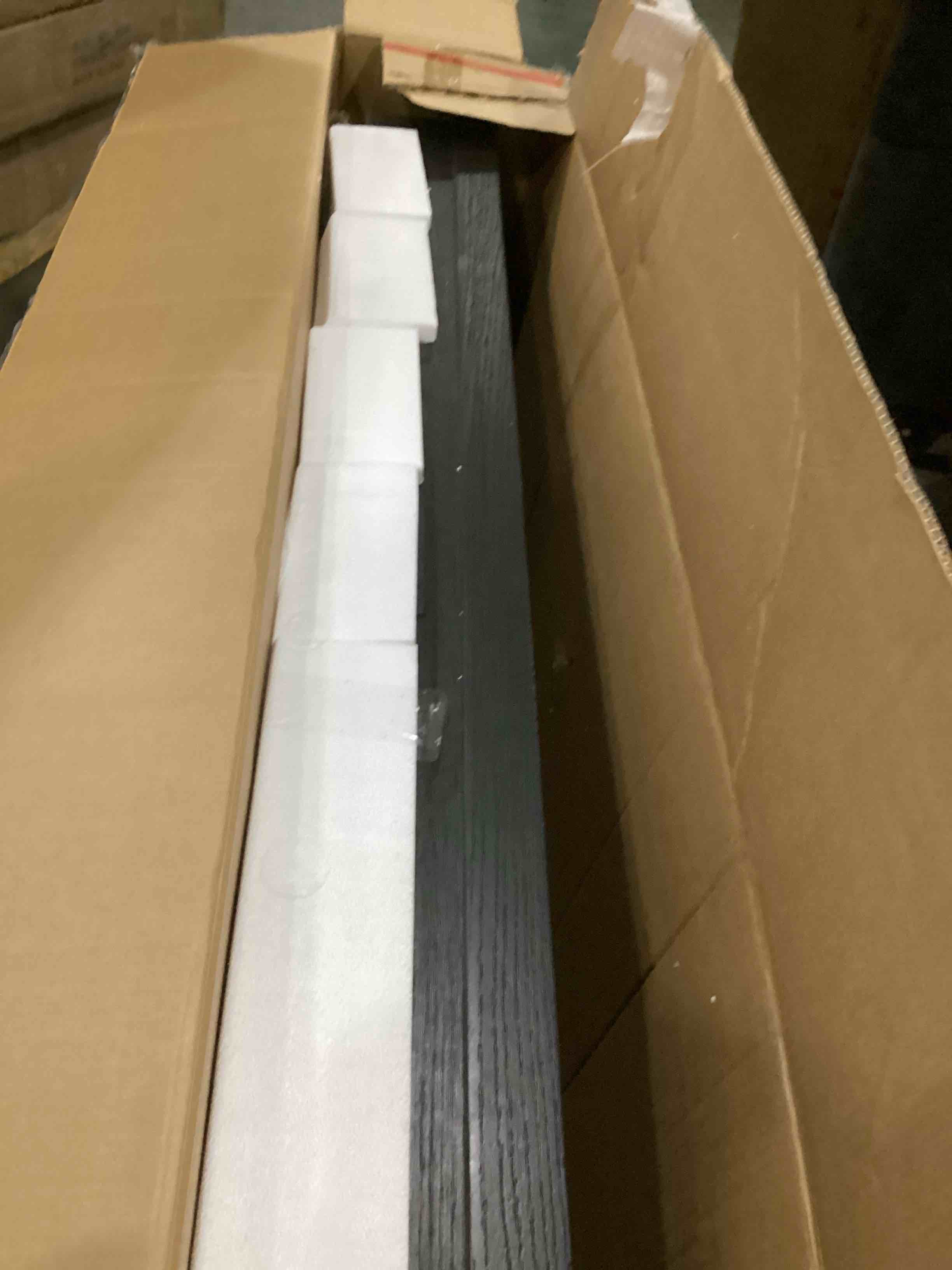 https://s3.amazonaws.com/lotting-images-prod/bidfta/YEL6805460_1739204148303.jpeg