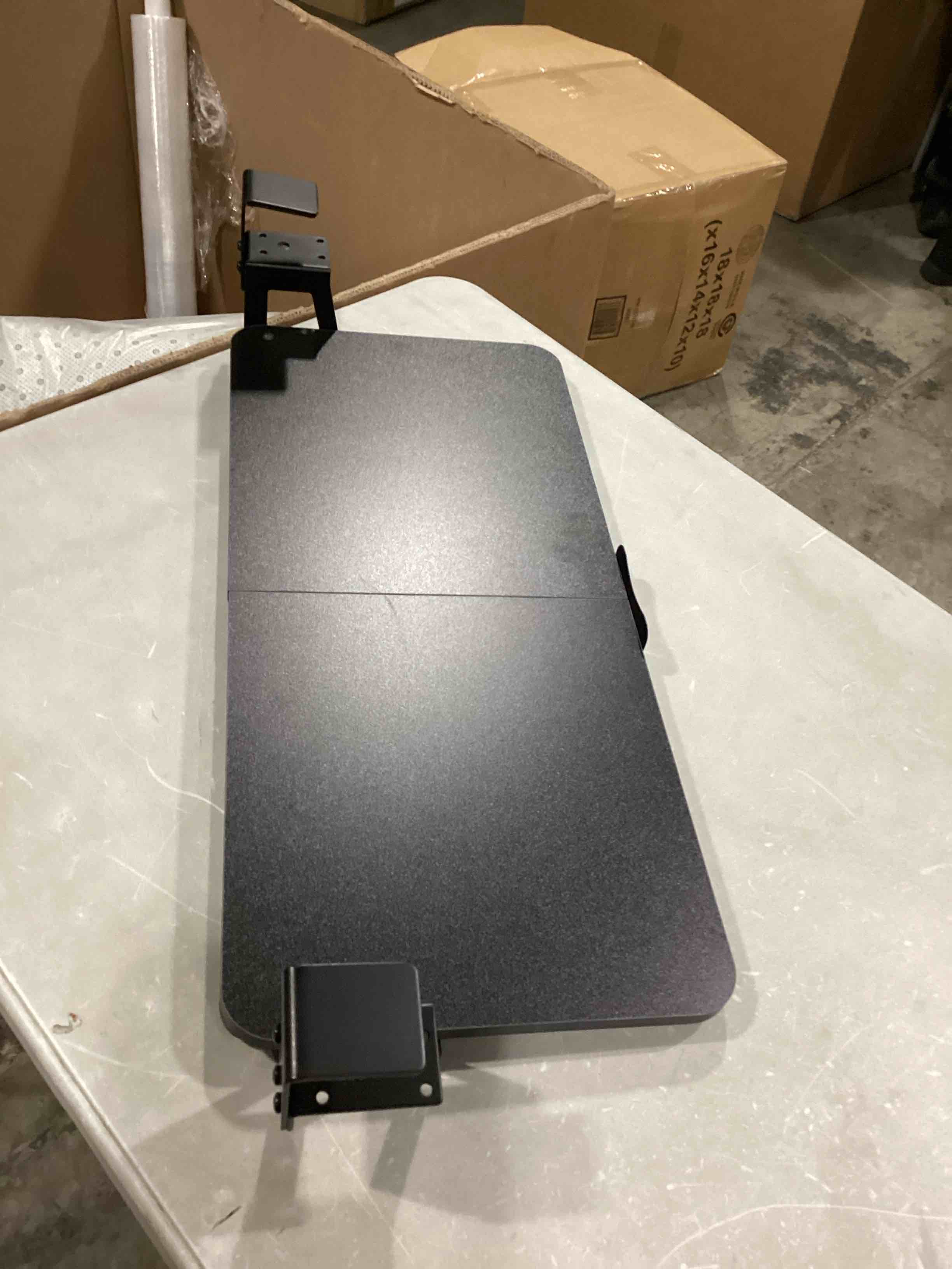 https://s3.amazonaws.com/lotting-images-prod/bidfta/YEL6805651_1739367086595.jpeg
