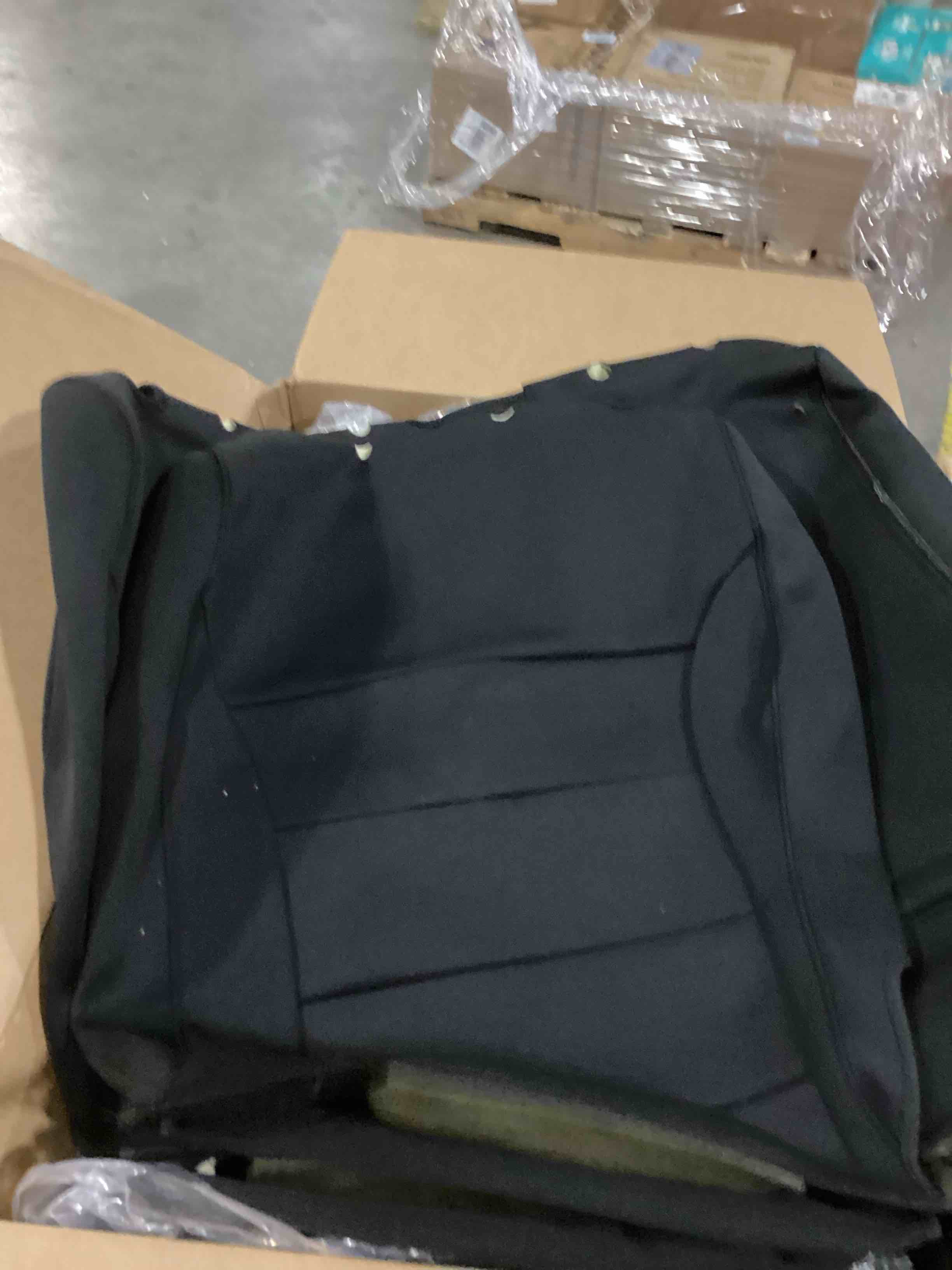 https://s3.amazonaws.com/lotting-images-prod/bidfta/YEL6806525_1737397299535.jpeg