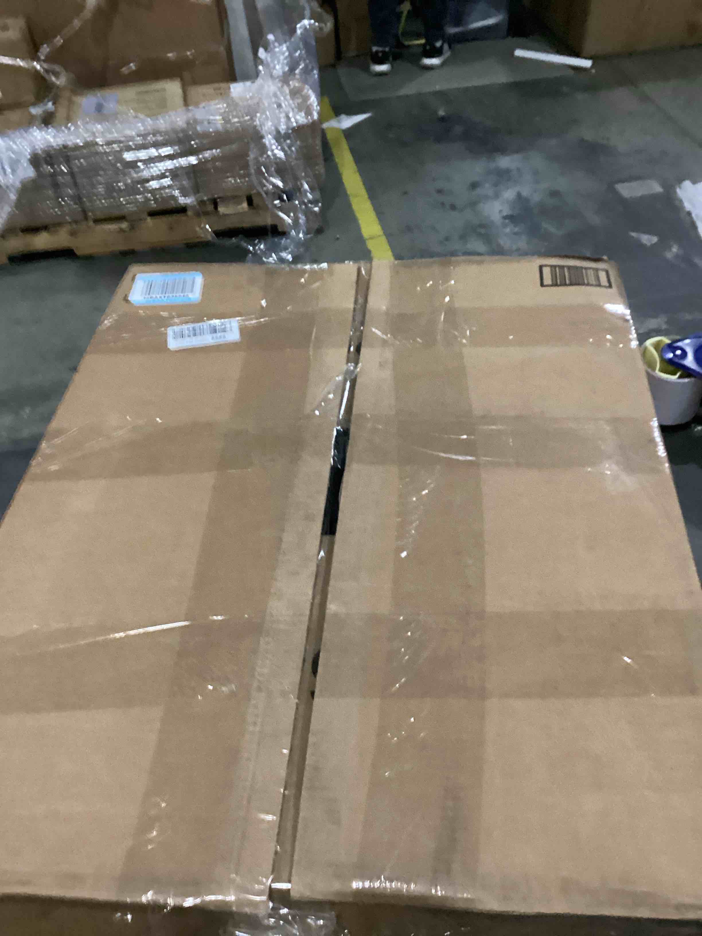 https://s3.amazonaws.com/lotting-images-prod/bidfta/YEL6806525_1737397336448.jpeg