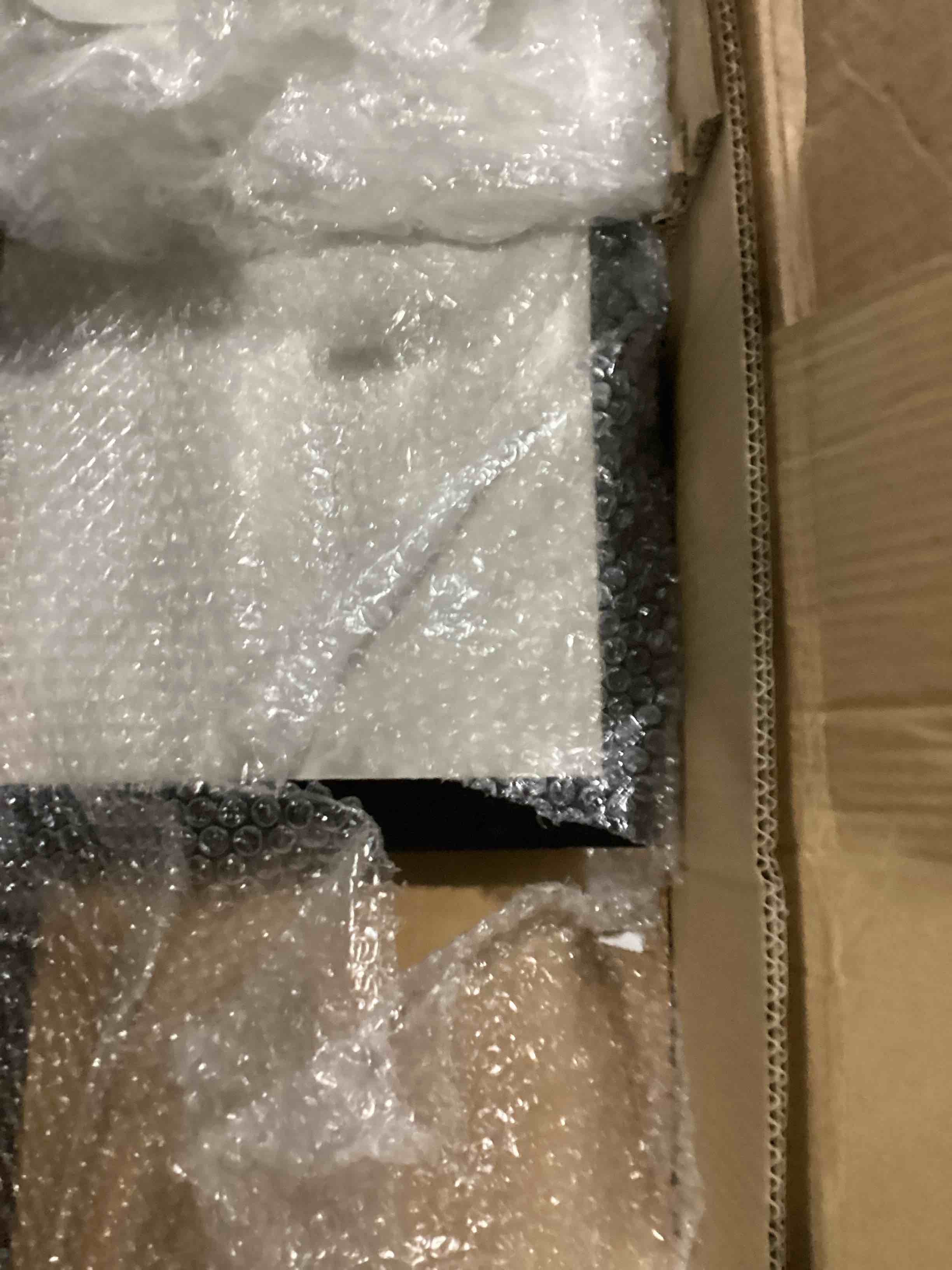 https://s3.amazonaws.com/lotting-images-prod/bidfta/YEL6807312_1741271350571.jpeg