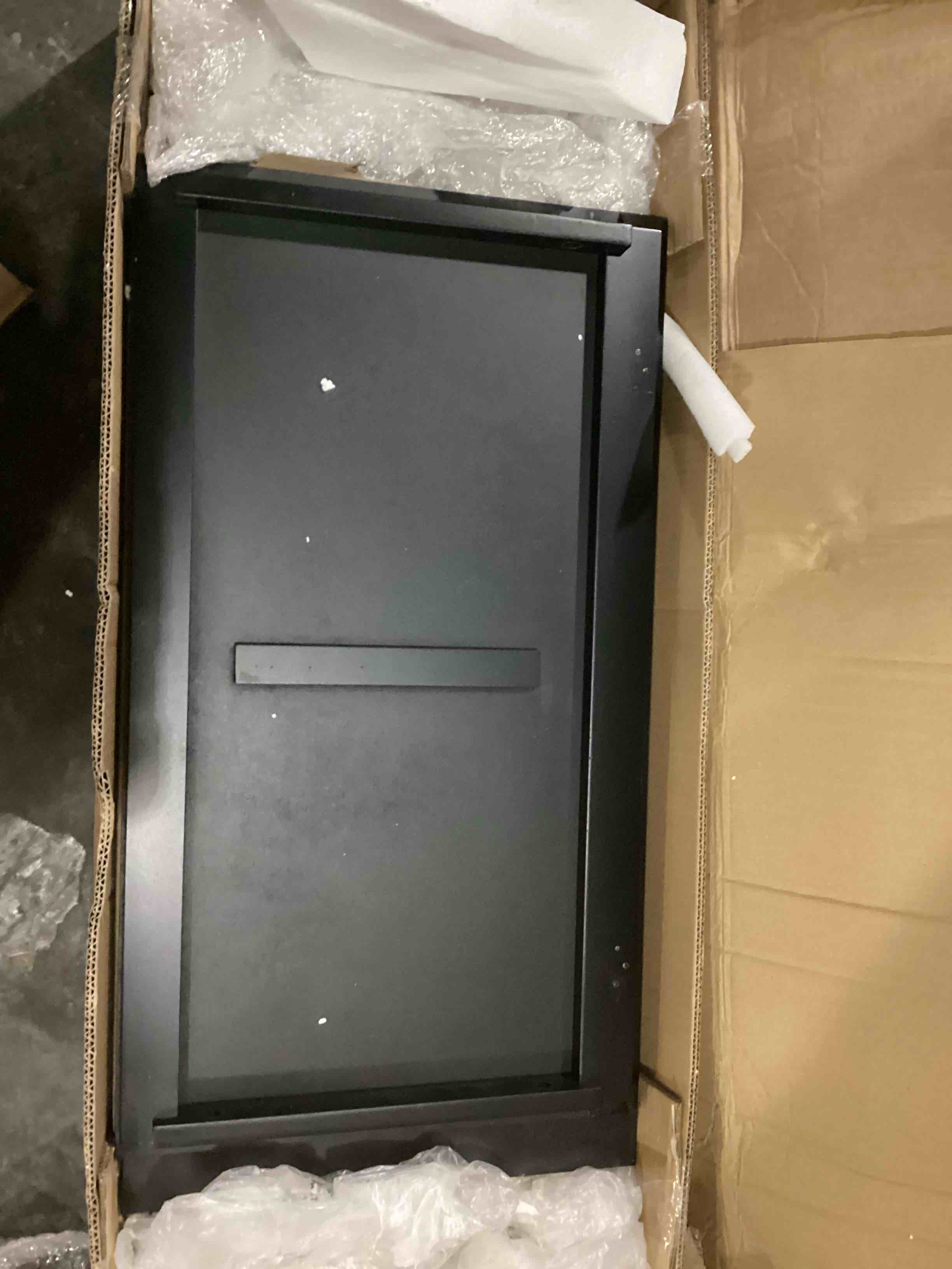 https://s3.amazonaws.com/lotting-images-prod/bidfta/YEL6807312_1741271367399.jpeg