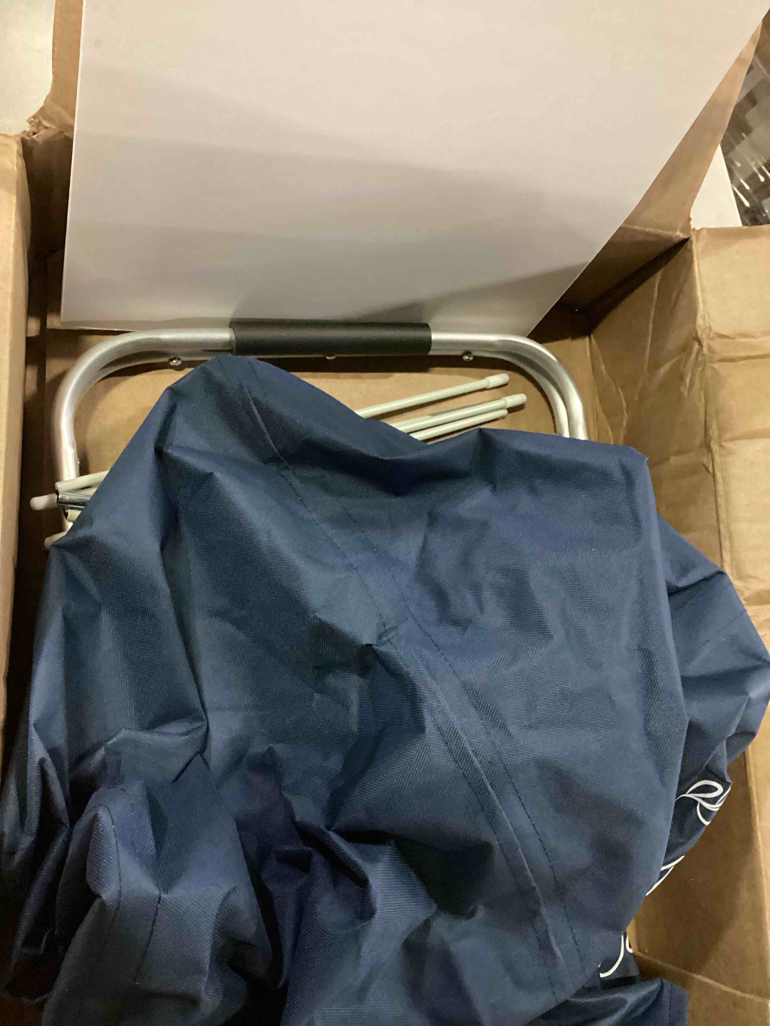 https://s3.amazonaws.com/lotting-images-prod/bidfta/YEL6807475_1735674517986.jpeg