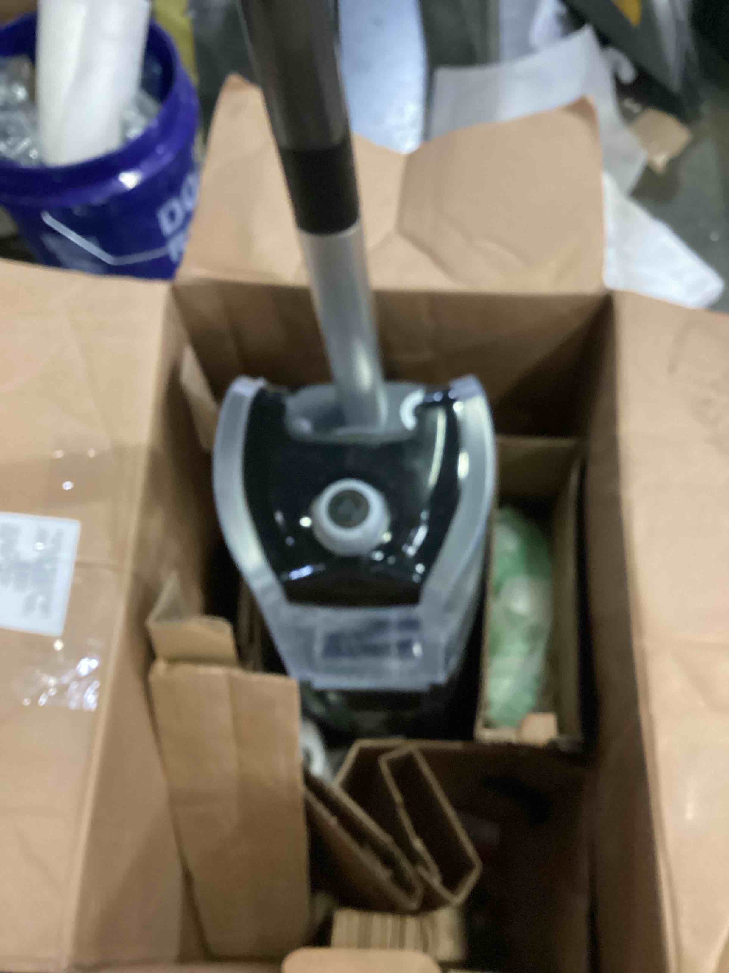 https://s3.amazonaws.com/lotting-images-prod/bidfta/YEL6807729_1736255118375.jpeg