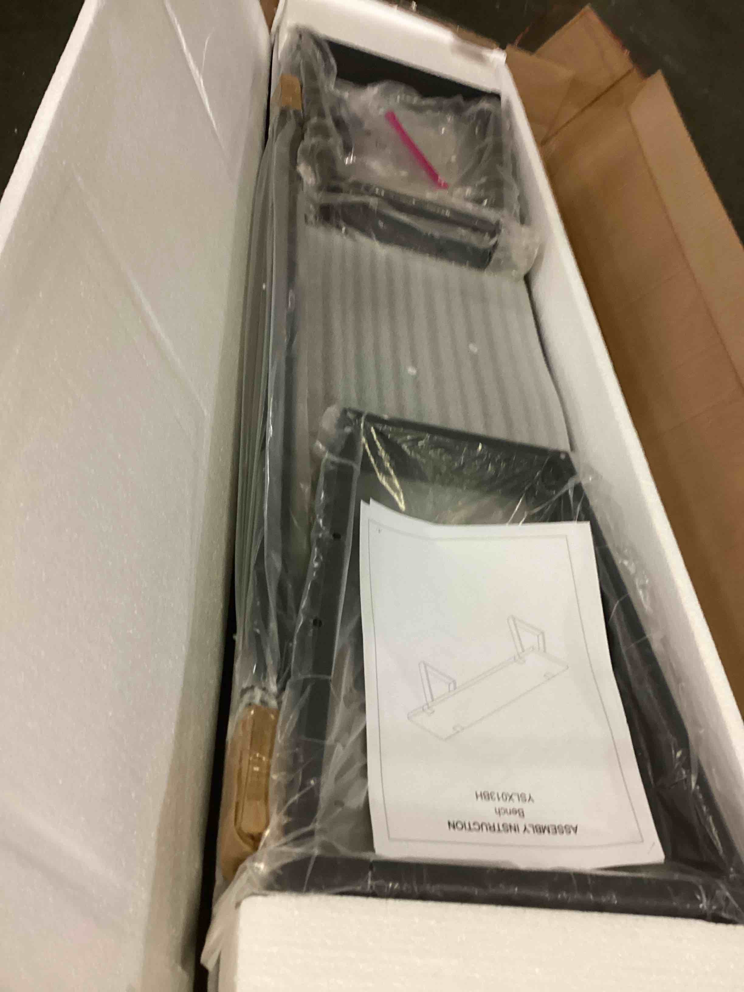 https://s3.amazonaws.com/lotting-images-prod/bidfta/YEL6808570_1737057716628.jpeg