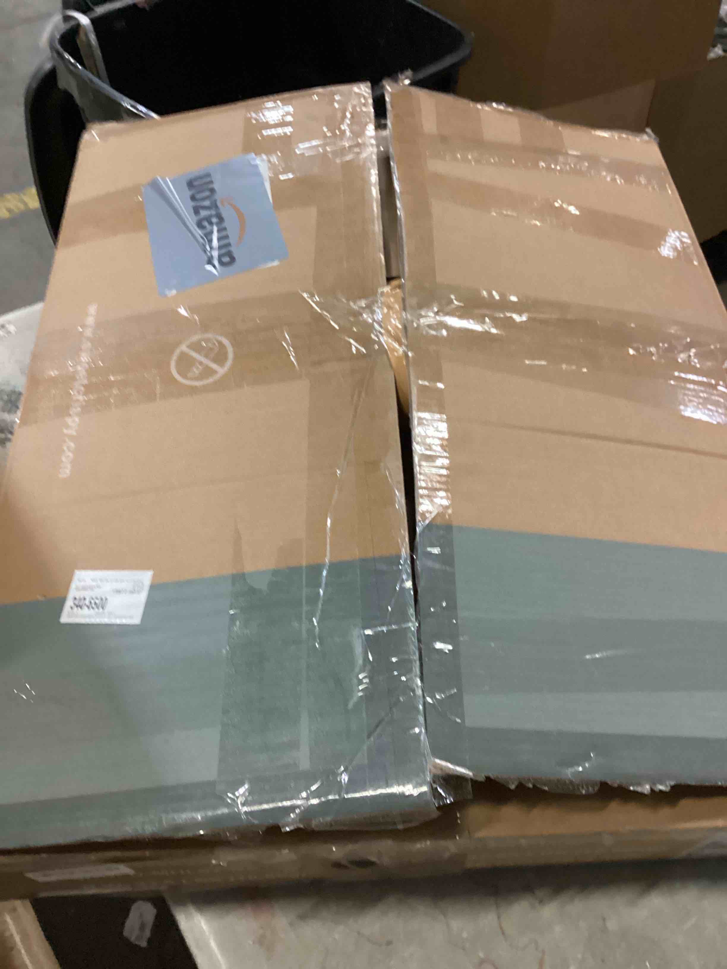 https://s3.amazonaws.com/lotting-images-prod/bidfta/YEL6808719_1737377112672.jpeg