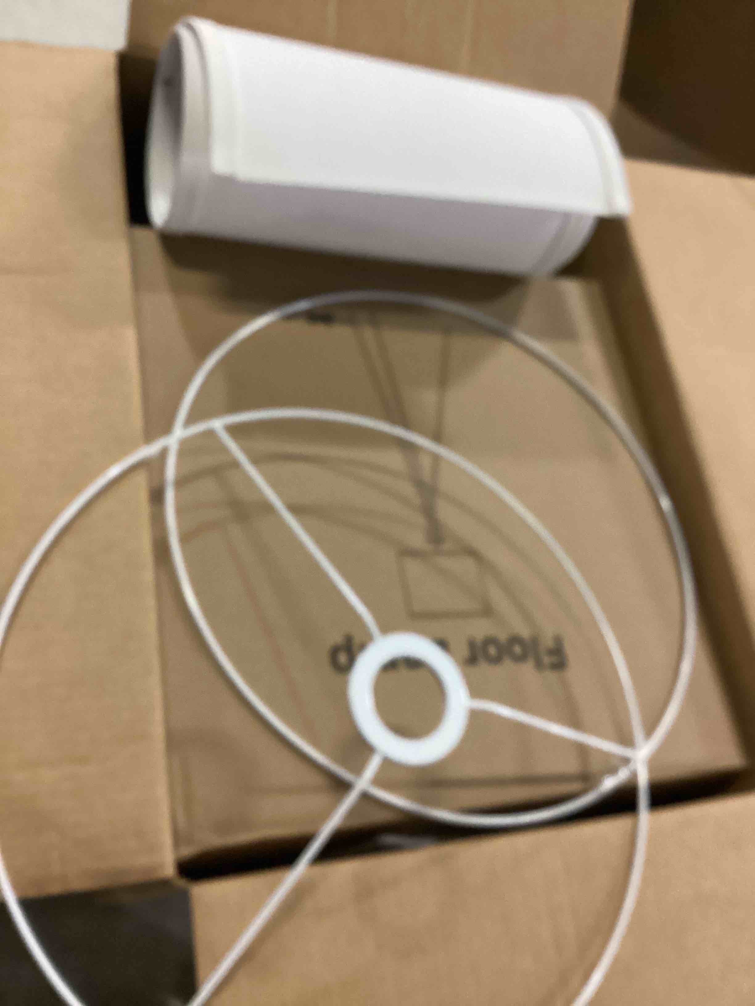 https://s3.amazonaws.com/lotting-images-prod/bidfta/YEL6808722_1737377562096.jpeg