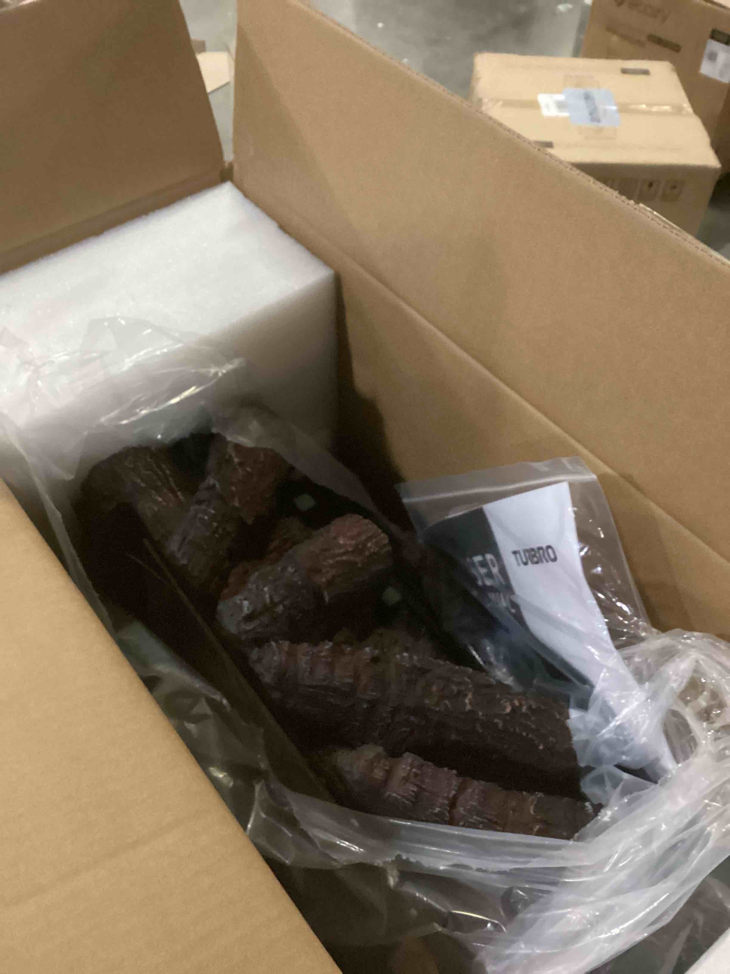 https://s3.amazonaws.com/lotting-images-prod/bidfta/YEL6809030_1738068100901.jpeg