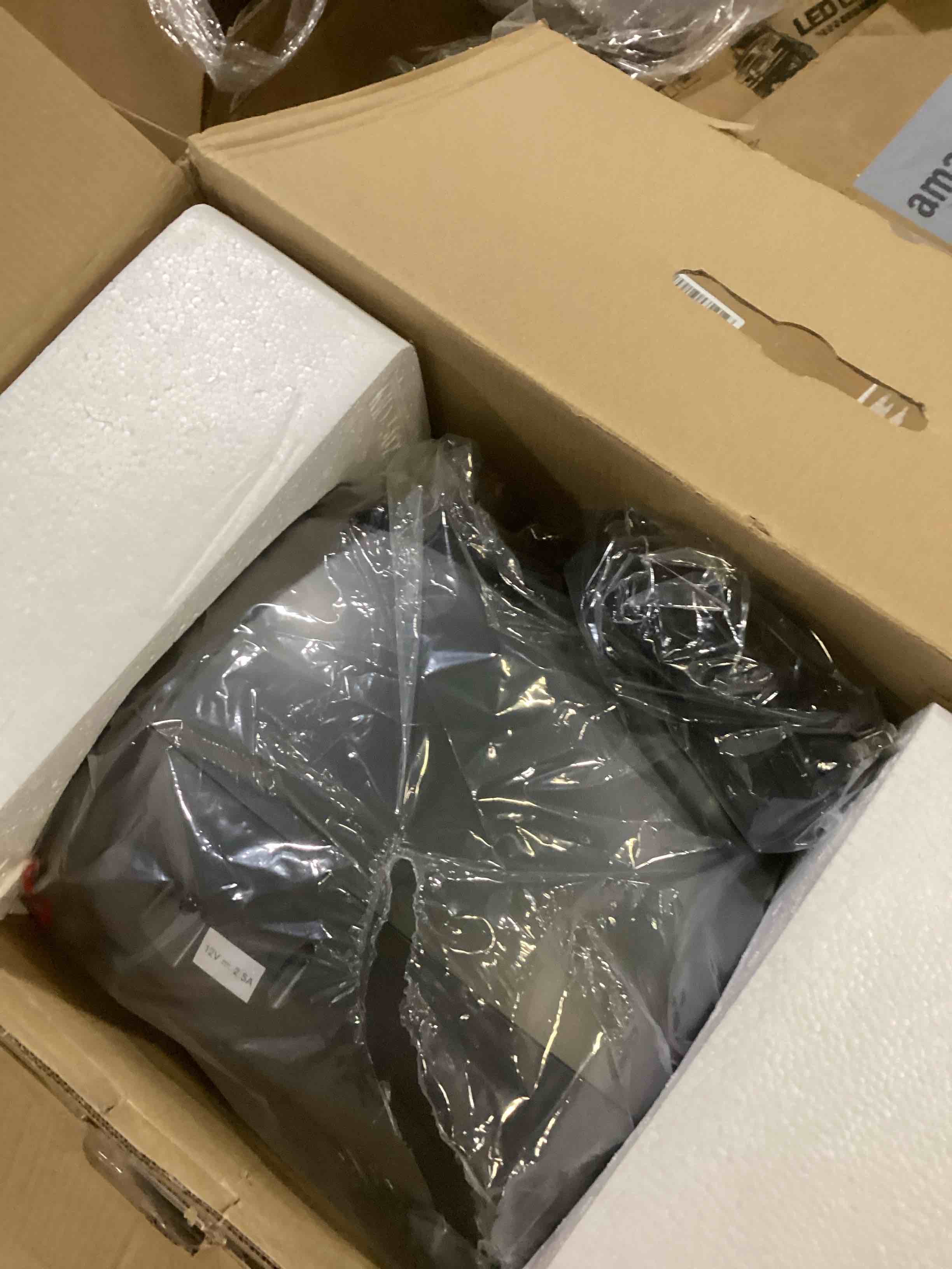 https://s3.amazonaws.com/lotting-images-prod/bidfta/YEL6809218_1738242542147.jpeg