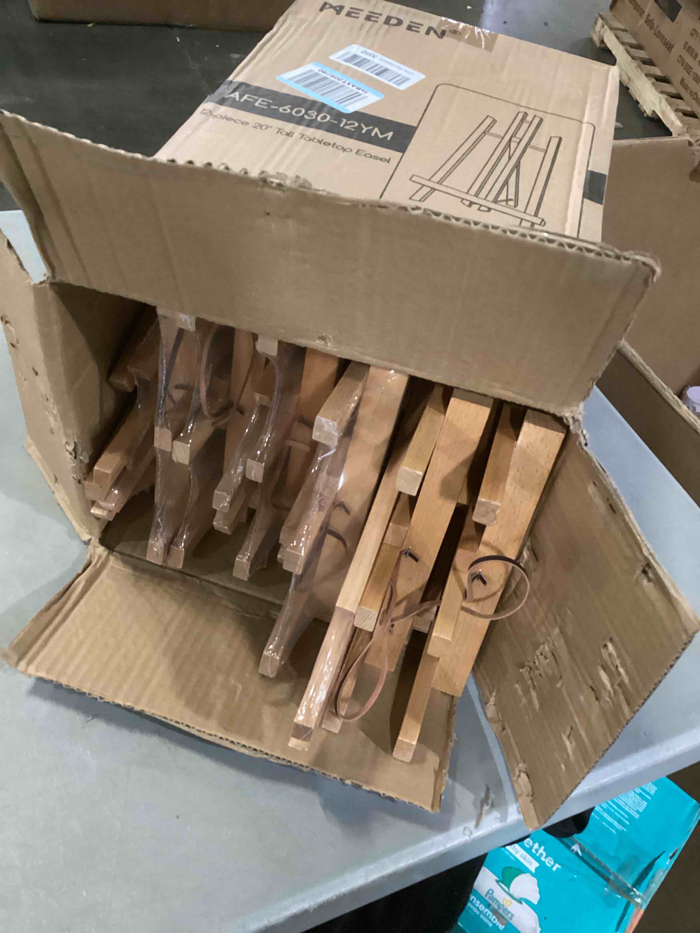 https://s3.amazonaws.com/lotting-images-prod/bidfta/YEL6809270_1738248920695.jpeg