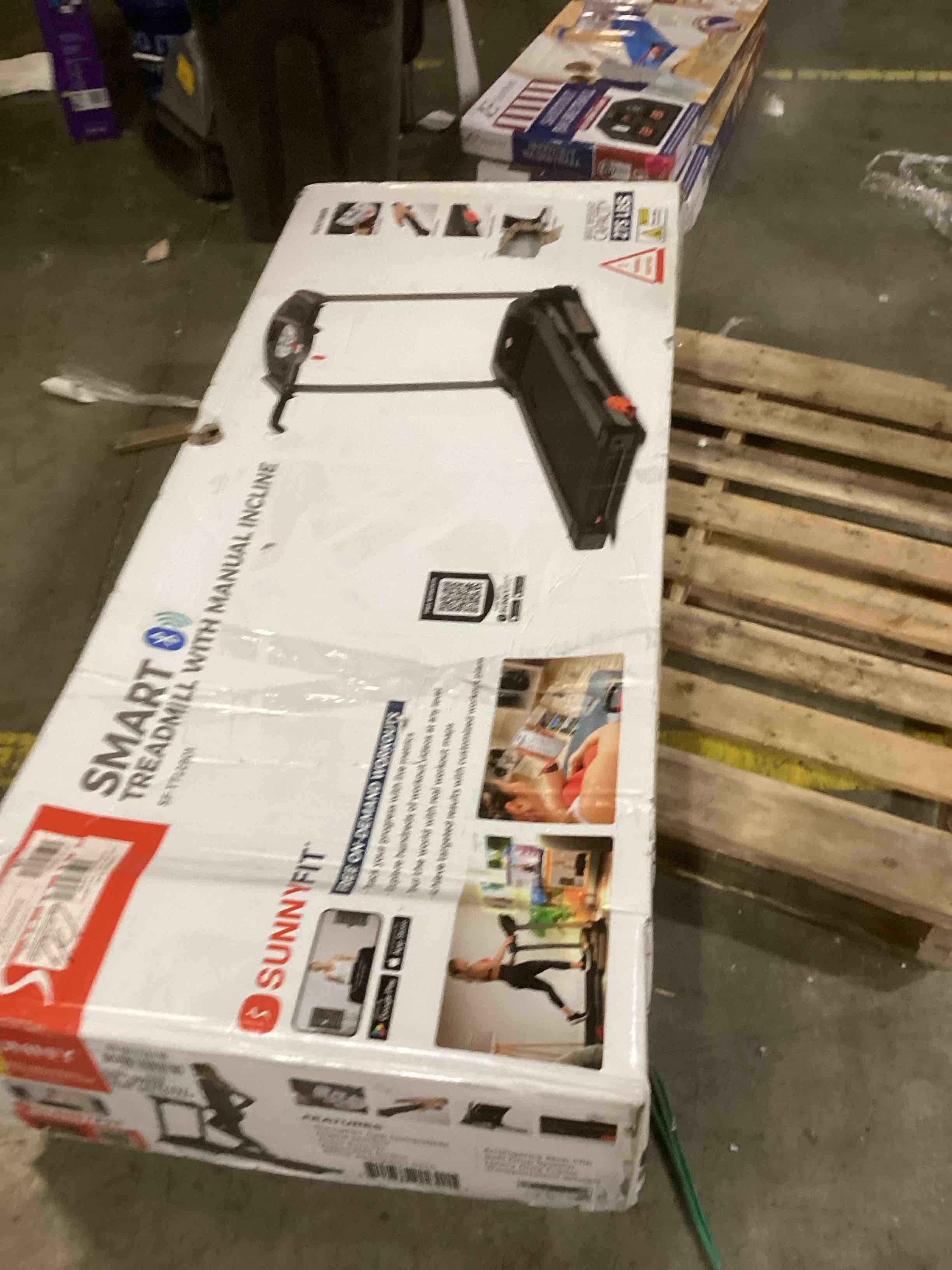 https://s3.amazonaws.com/lotting-images-prod/bidfta/YEL6809295_1738256226856.jpeg