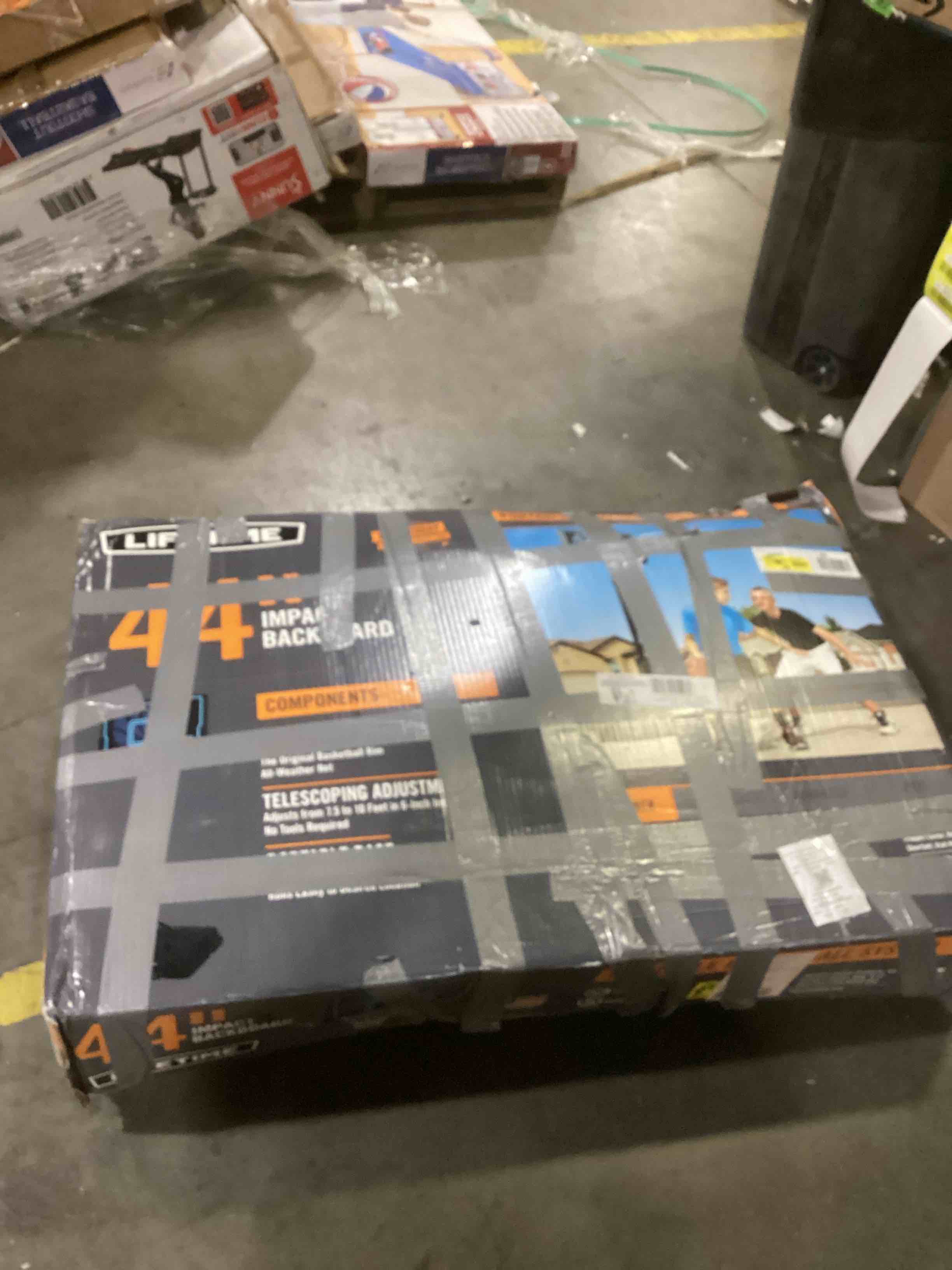https://s3.amazonaws.com/lotting-images-prod/bidfta/YEL6809298_1738255199639.jpeg