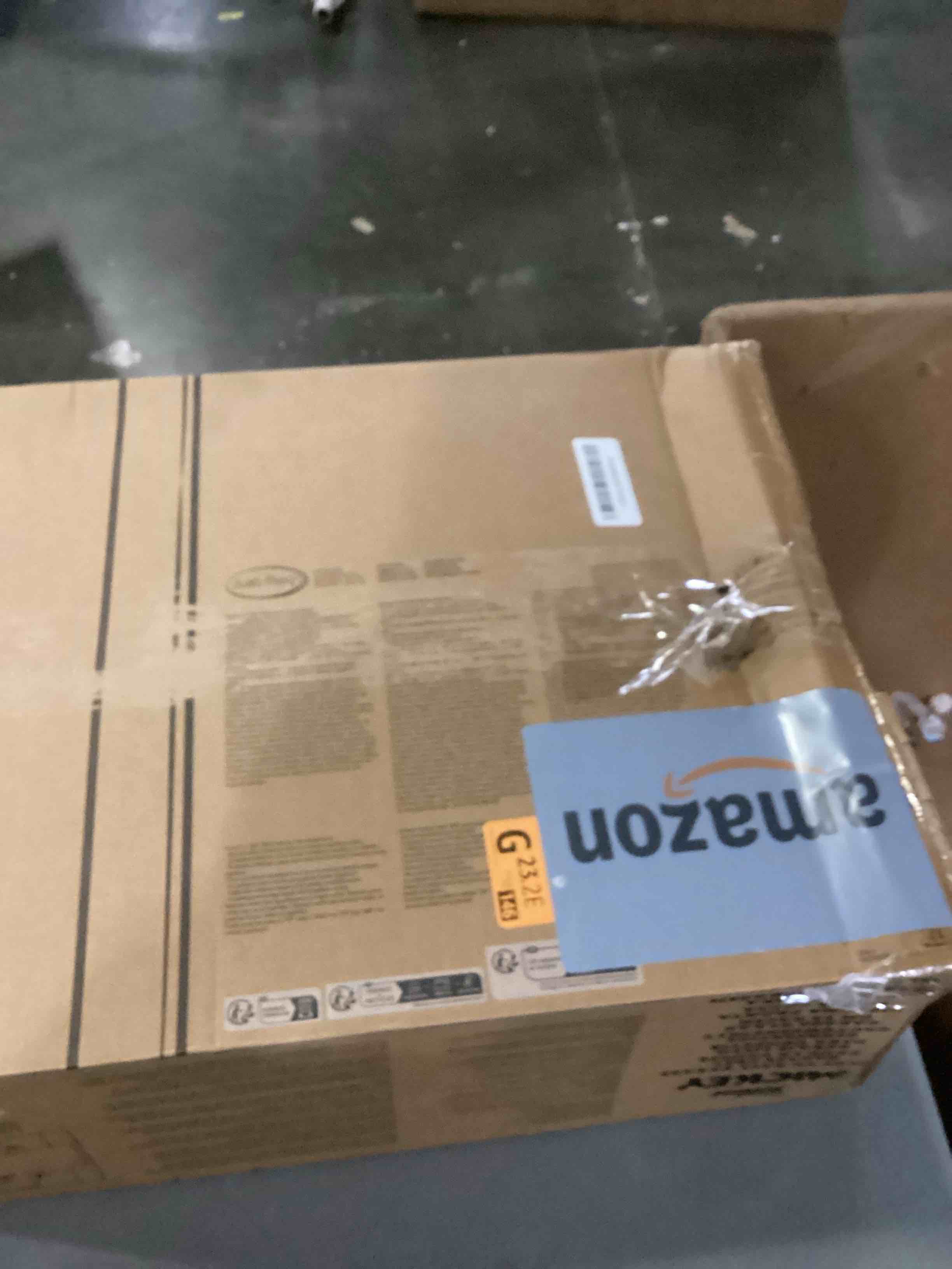 https://s3.amazonaws.com/lotting-images-prod/bidfta/YEL6809363_1738327779137.jpeg