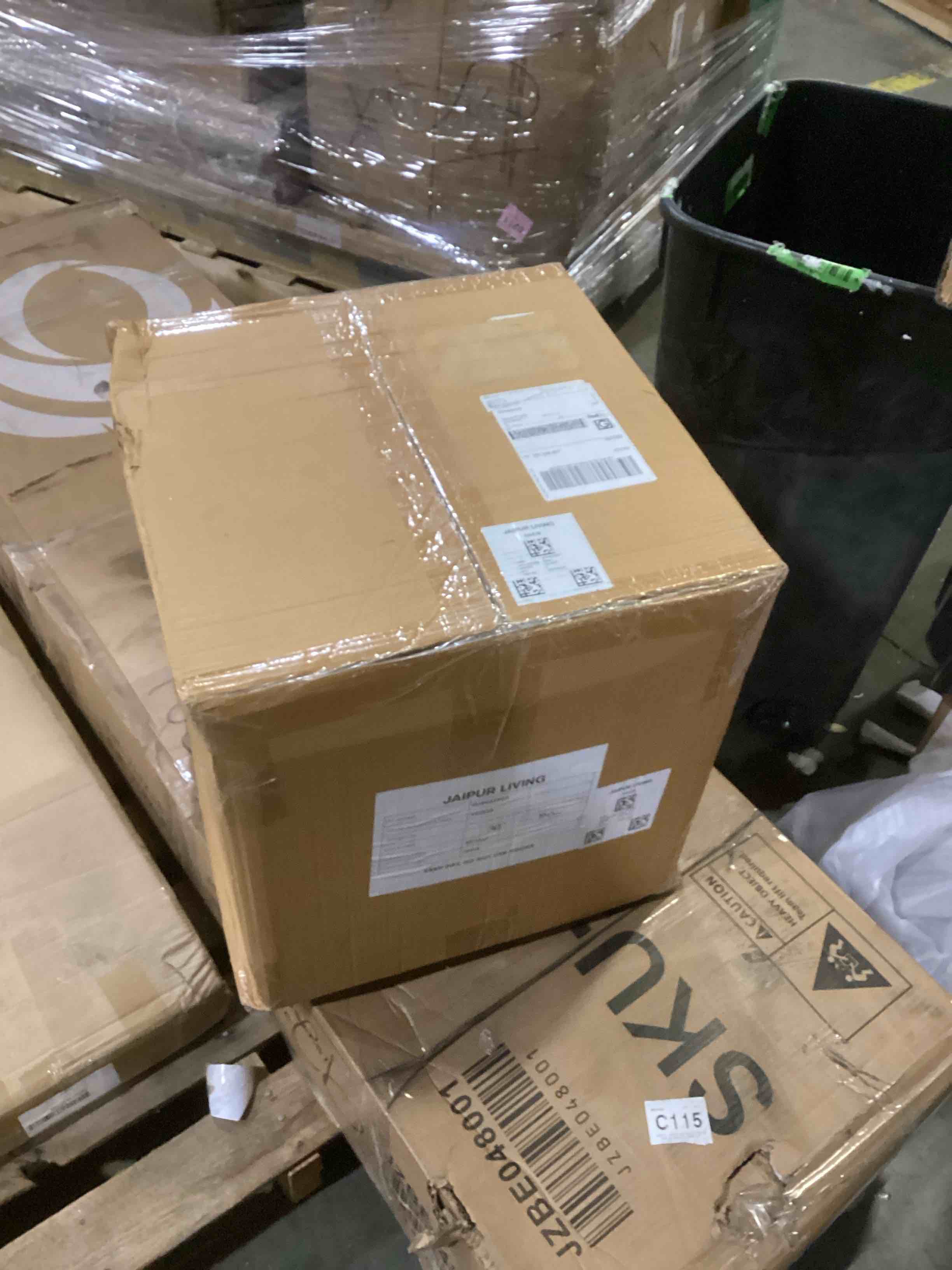 https://s3.amazonaws.com/lotting-images-prod/bidfta/YEL6809966_1738952967782.jpeg