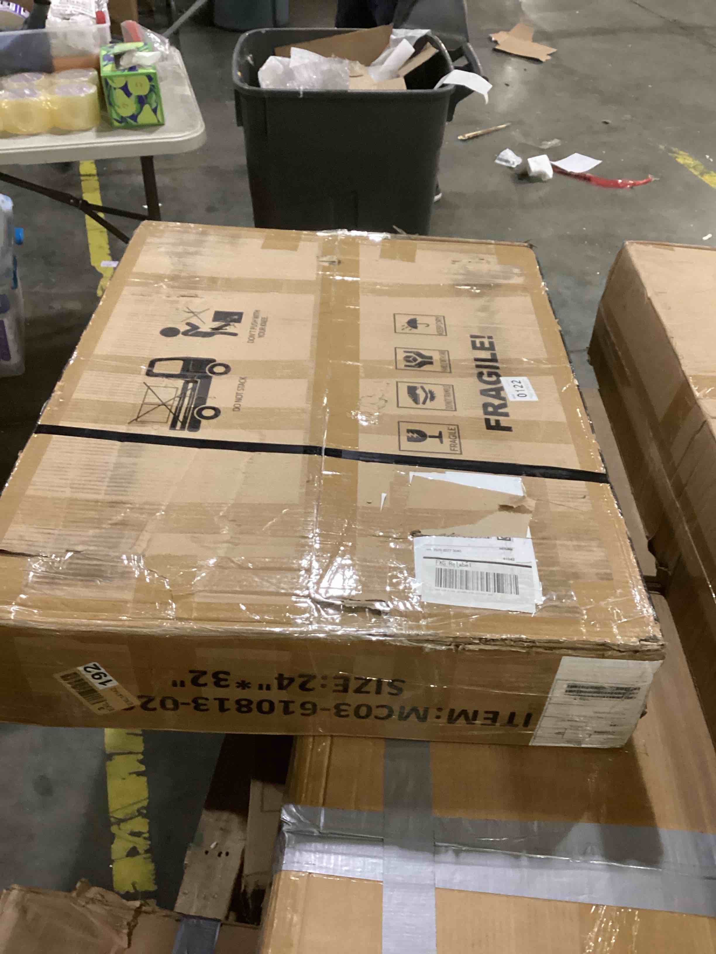 https://s3.amazonaws.com/lotting-images-prod/bidfta/YEL6810062_1739210932657.jpeg