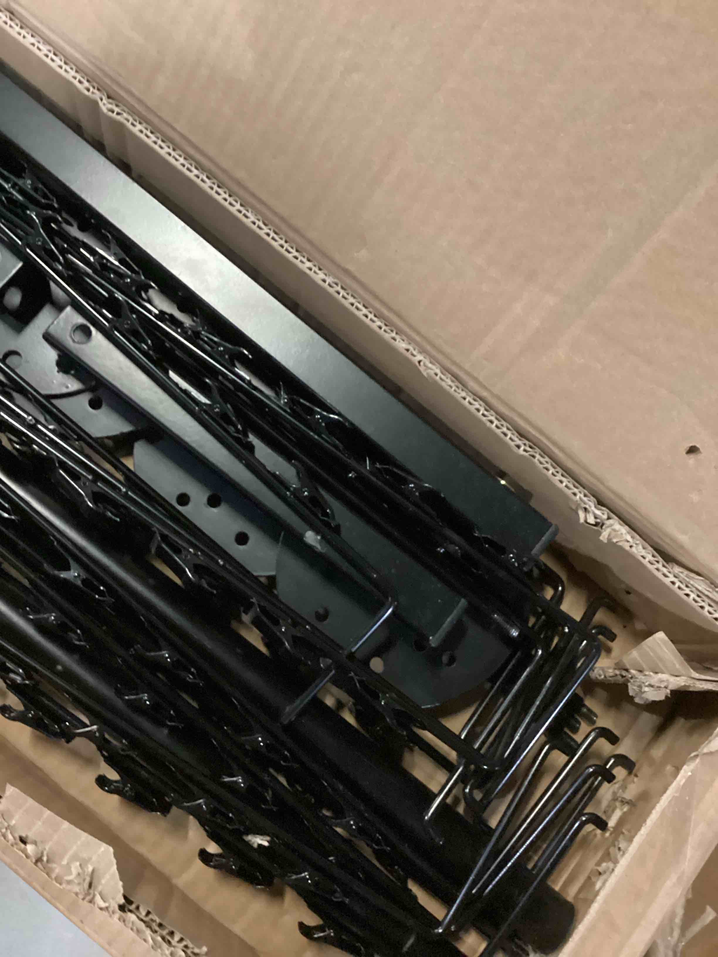 https://s3.amazonaws.com/lotting-images-prod/bidfta/YEL6810305_1739390212183.jpeg