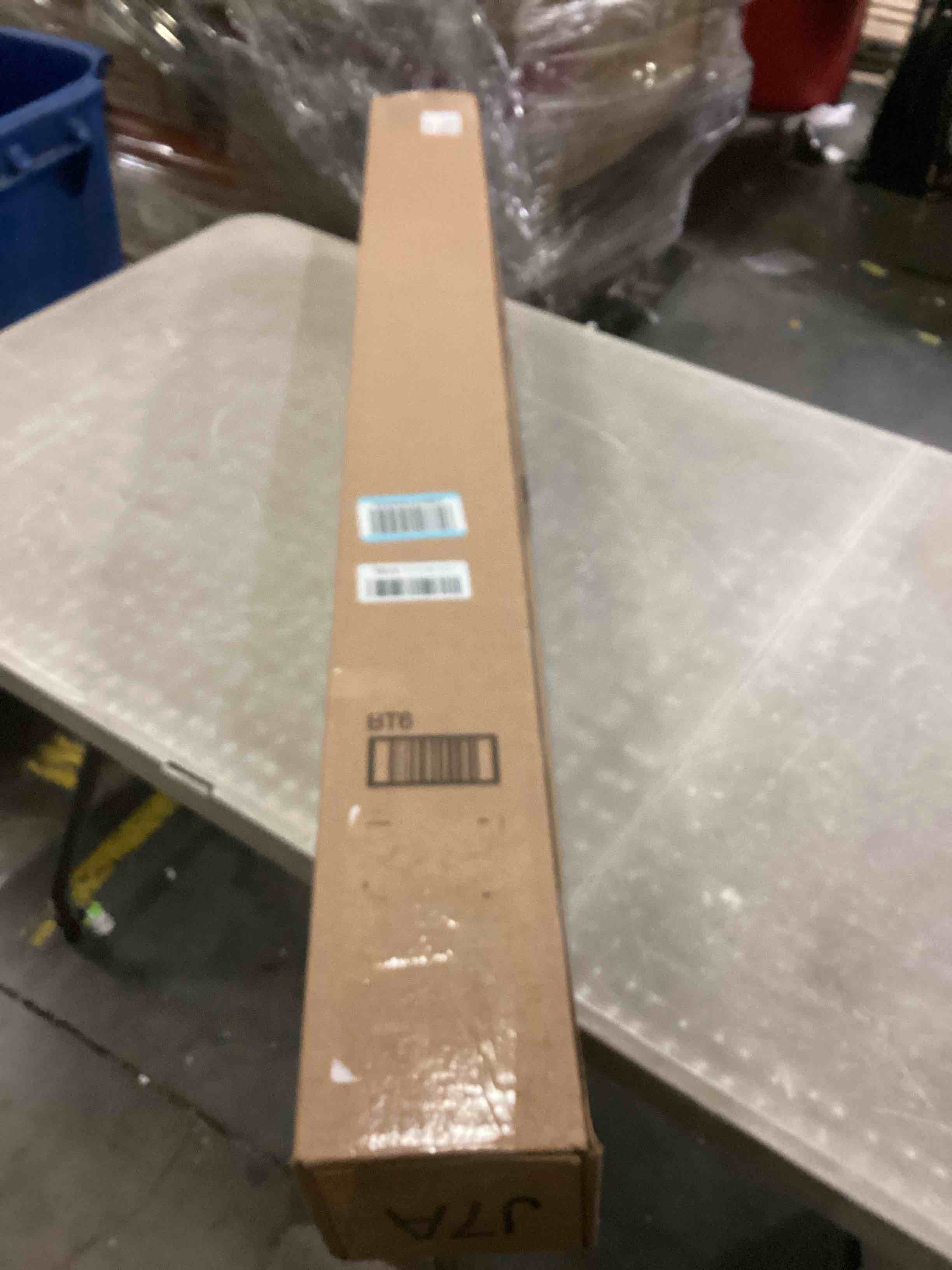 https://s3.amazonaws.com/lotting-images-prod/bidfta/YEL6810727_1736959812135.jpeg