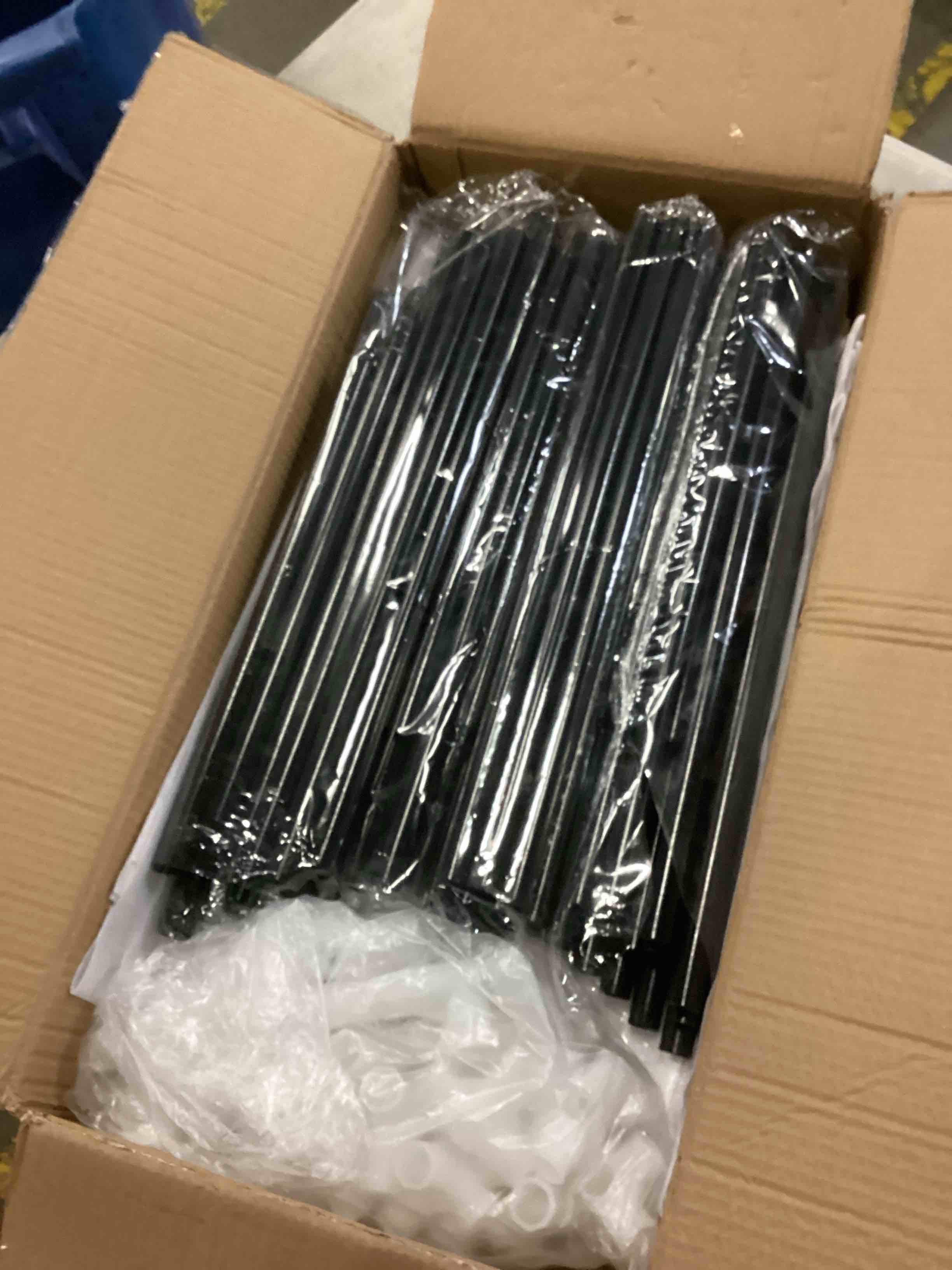 https://s3.amazonaws.com/lotting-images-prod/bidfta/YEL6810794_1737035655622.jpeg