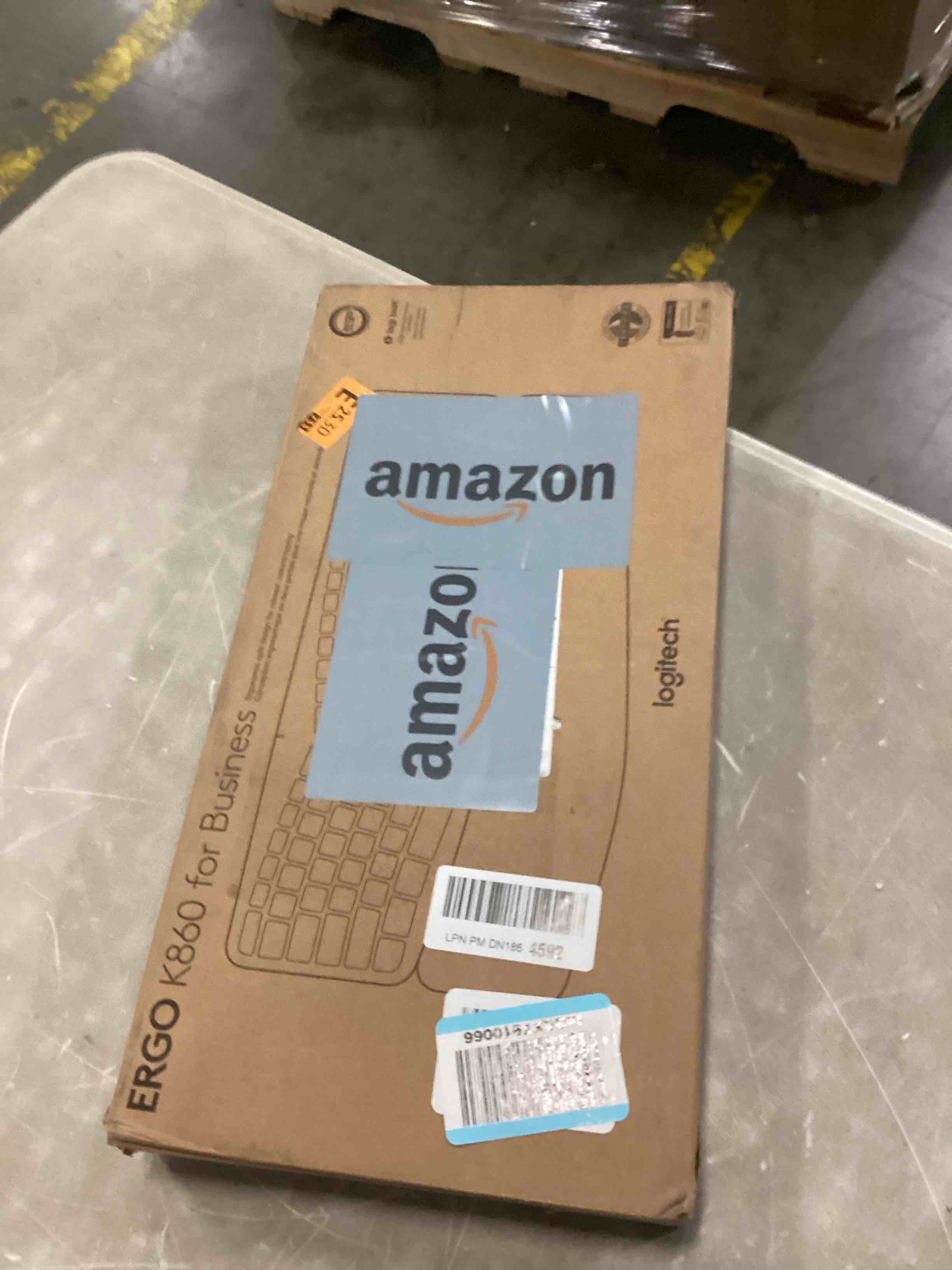 https://s3.amazonaws.com/lotting-images-prod/bidfta/YEL6811008_1737395670782.jpeg