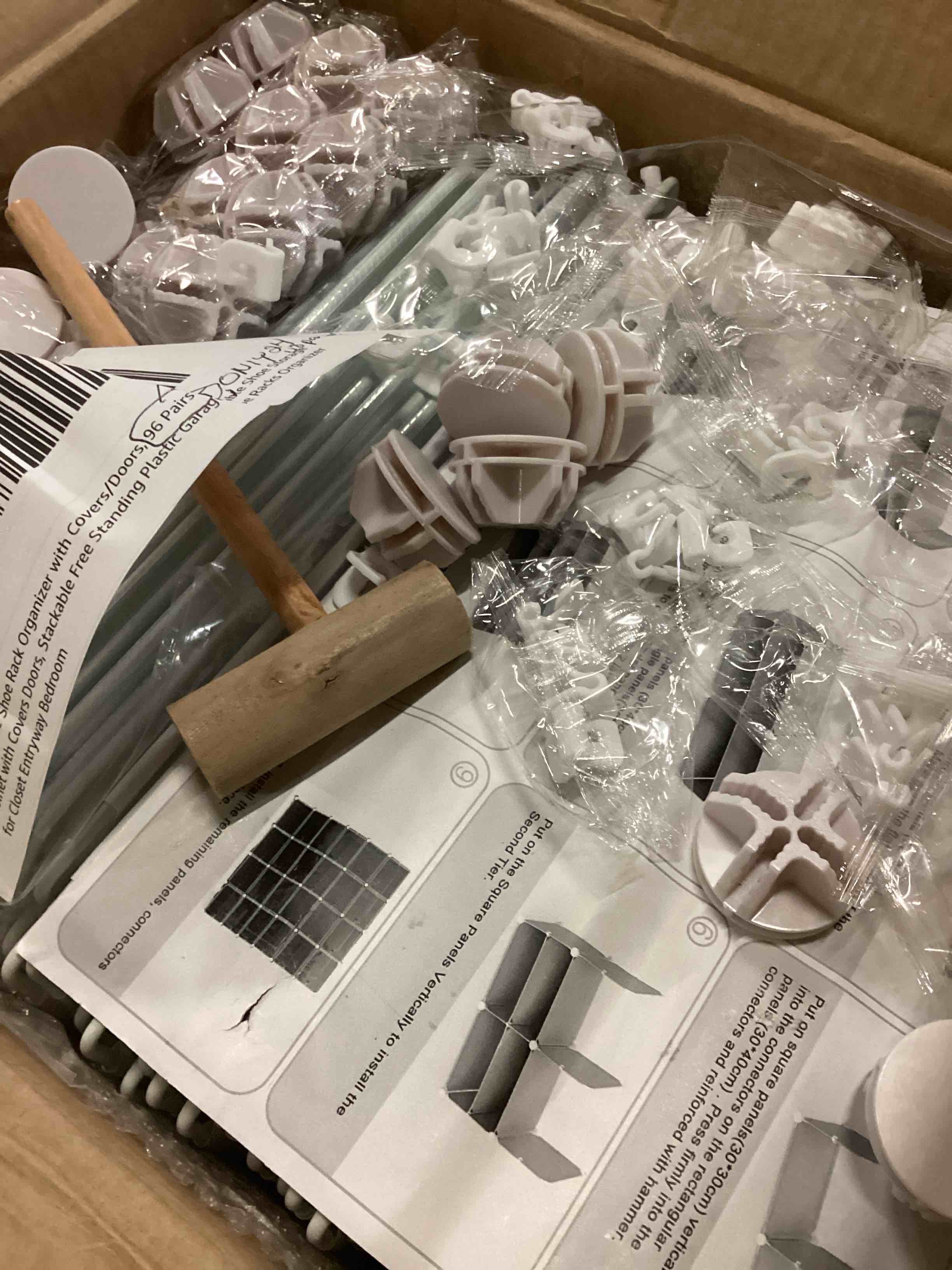 https://s3.amazonaws.com/lotting-images-prod/bidfta/YEL6811201_1737553593441.jpeg