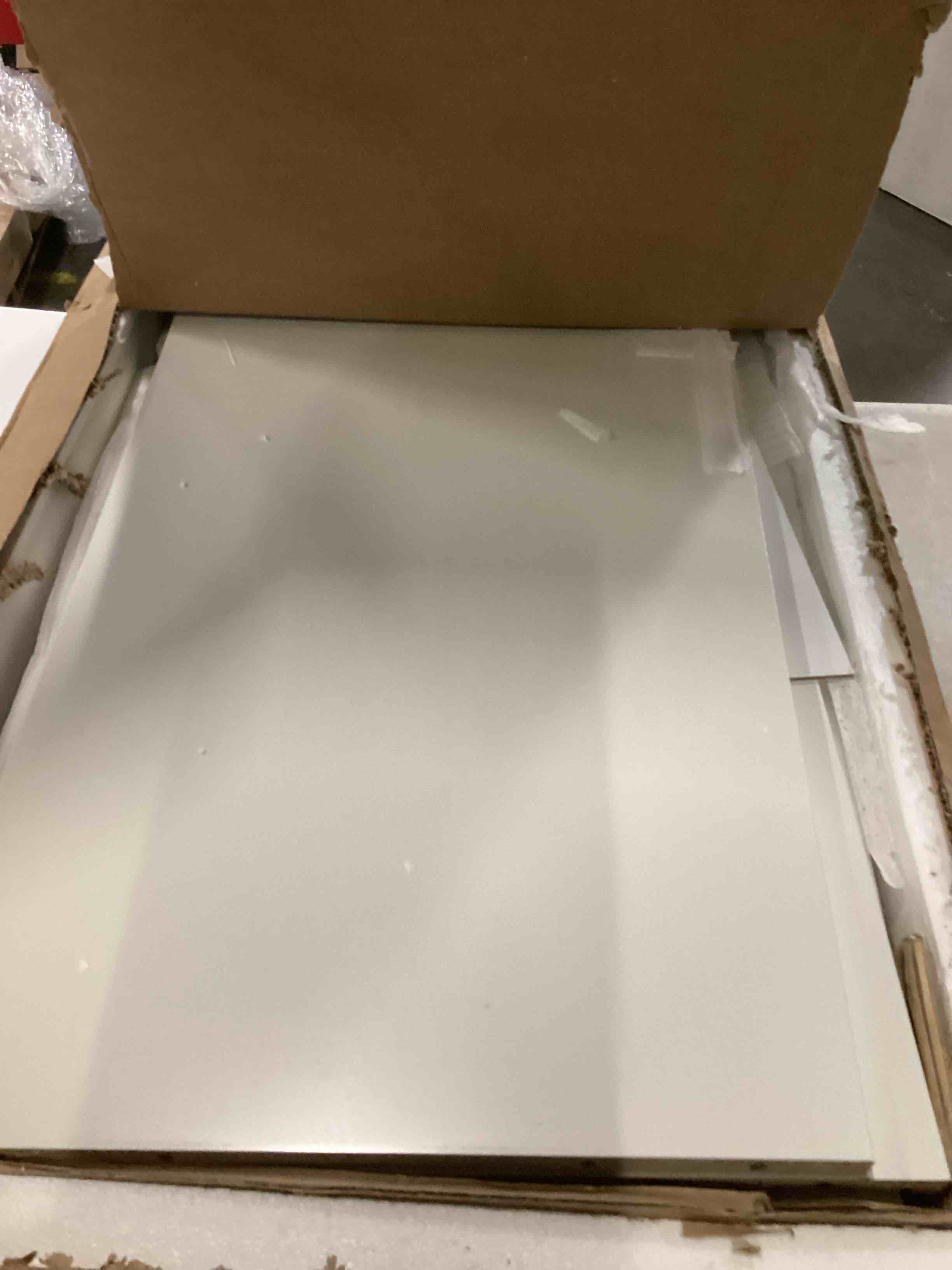 https://s3.amazonaws.com/lotting-images-prod/bidfta/YEL6811276_1737570196864.jpeg