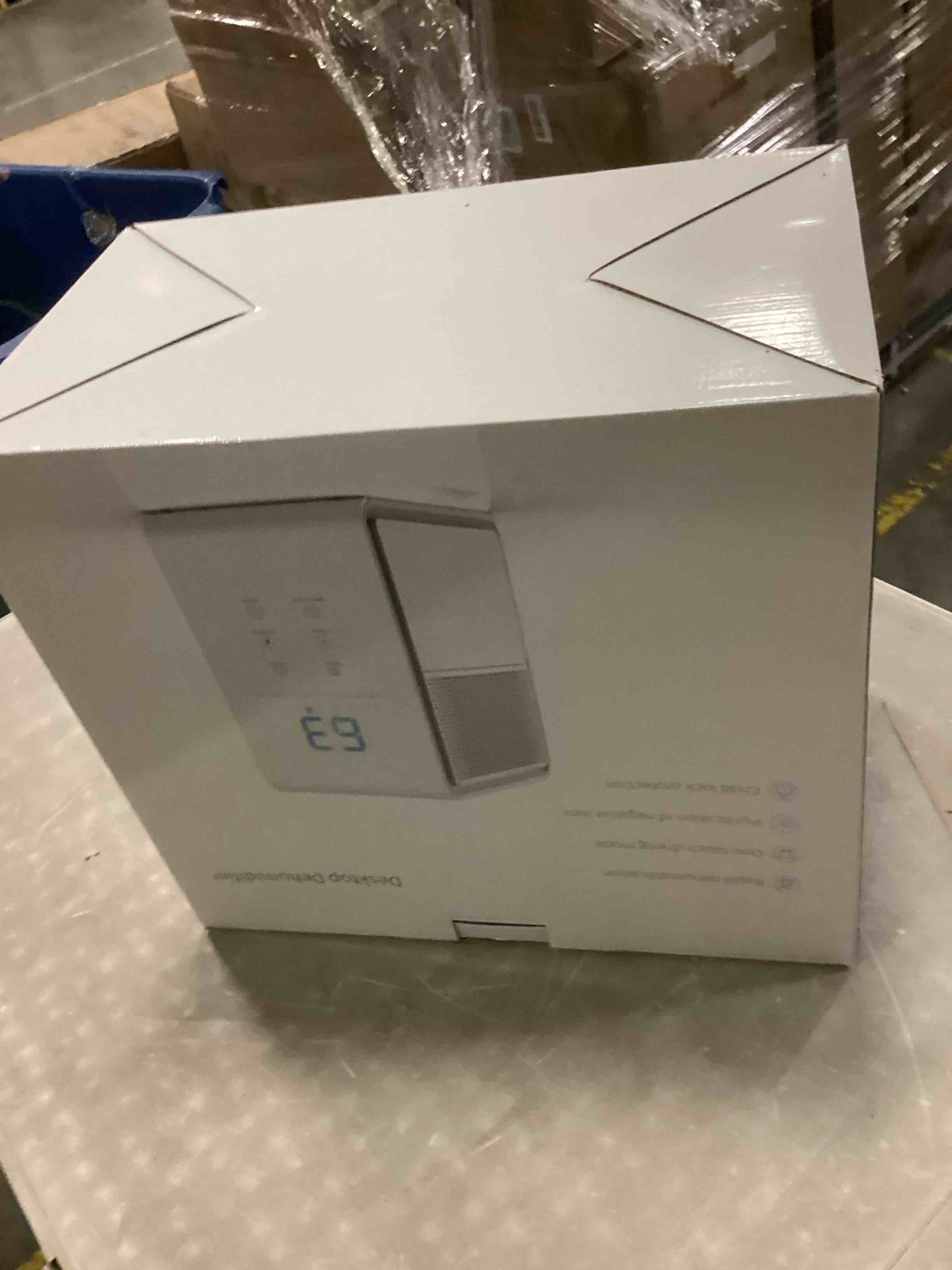 https://s3.amazonaws.com/lotting-images-prod/bidfta/YEL6811303_1737575906984.jpeg