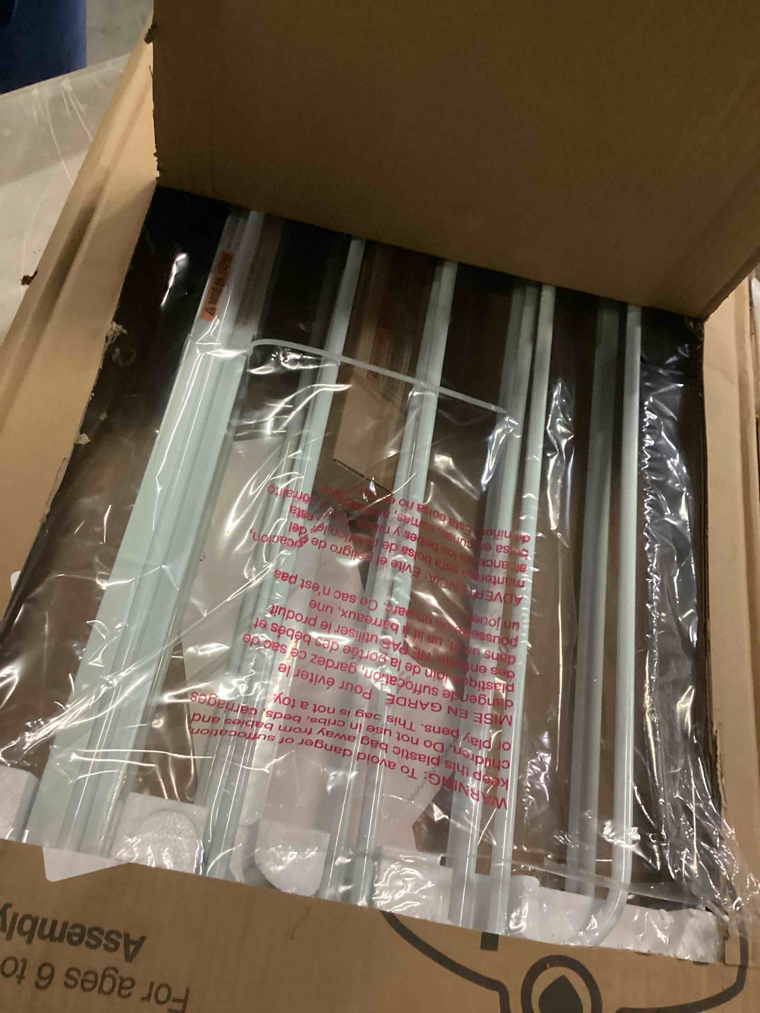 https://s3.amazonaws.com/lotting-images-prod/bidfta/YEL6811357_1737640757880.jpeg