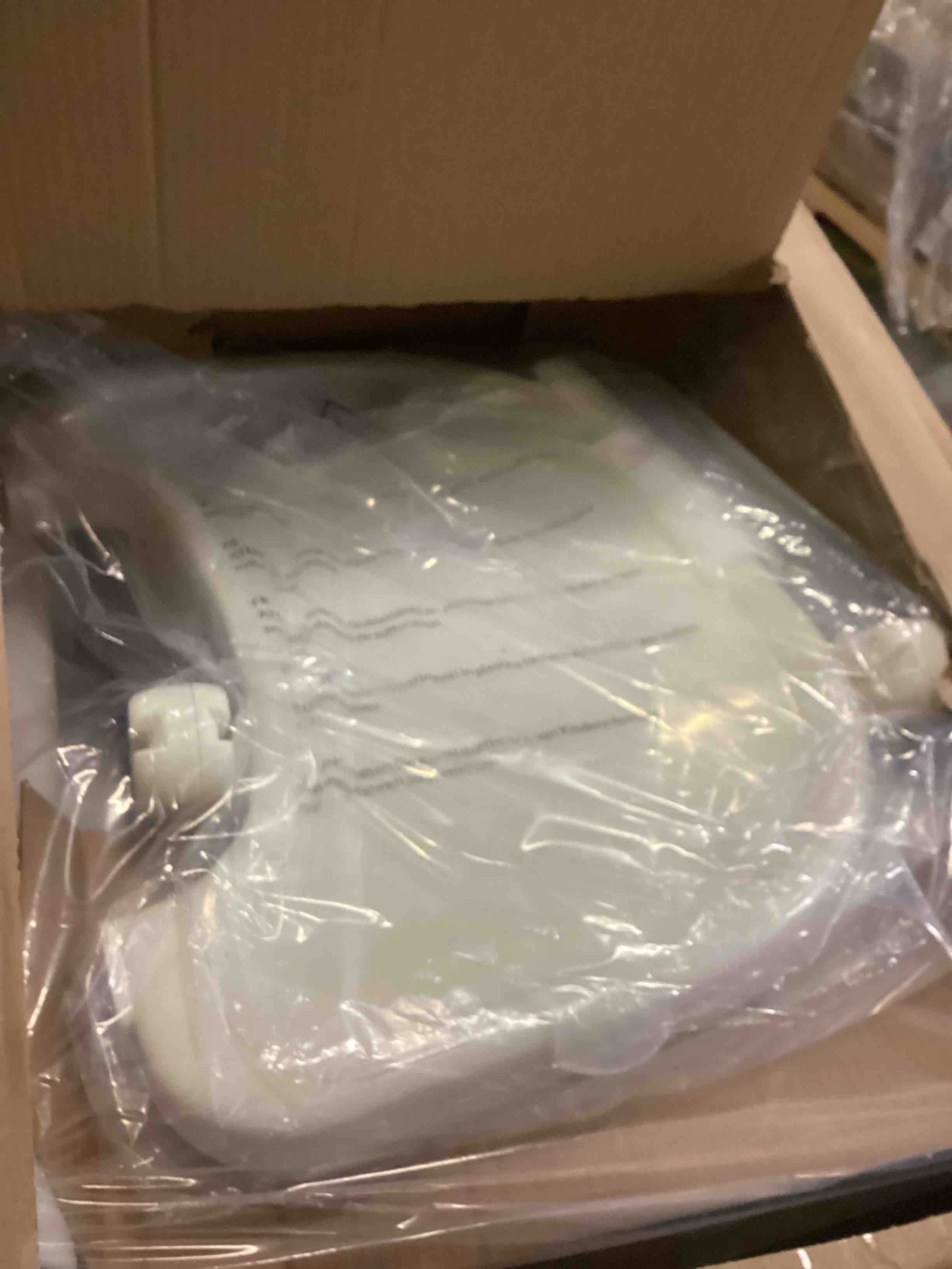 https://s3.amazonaws.com/lotting-images-prod/bidfta/YEL6811513_1737730101118.jpeg