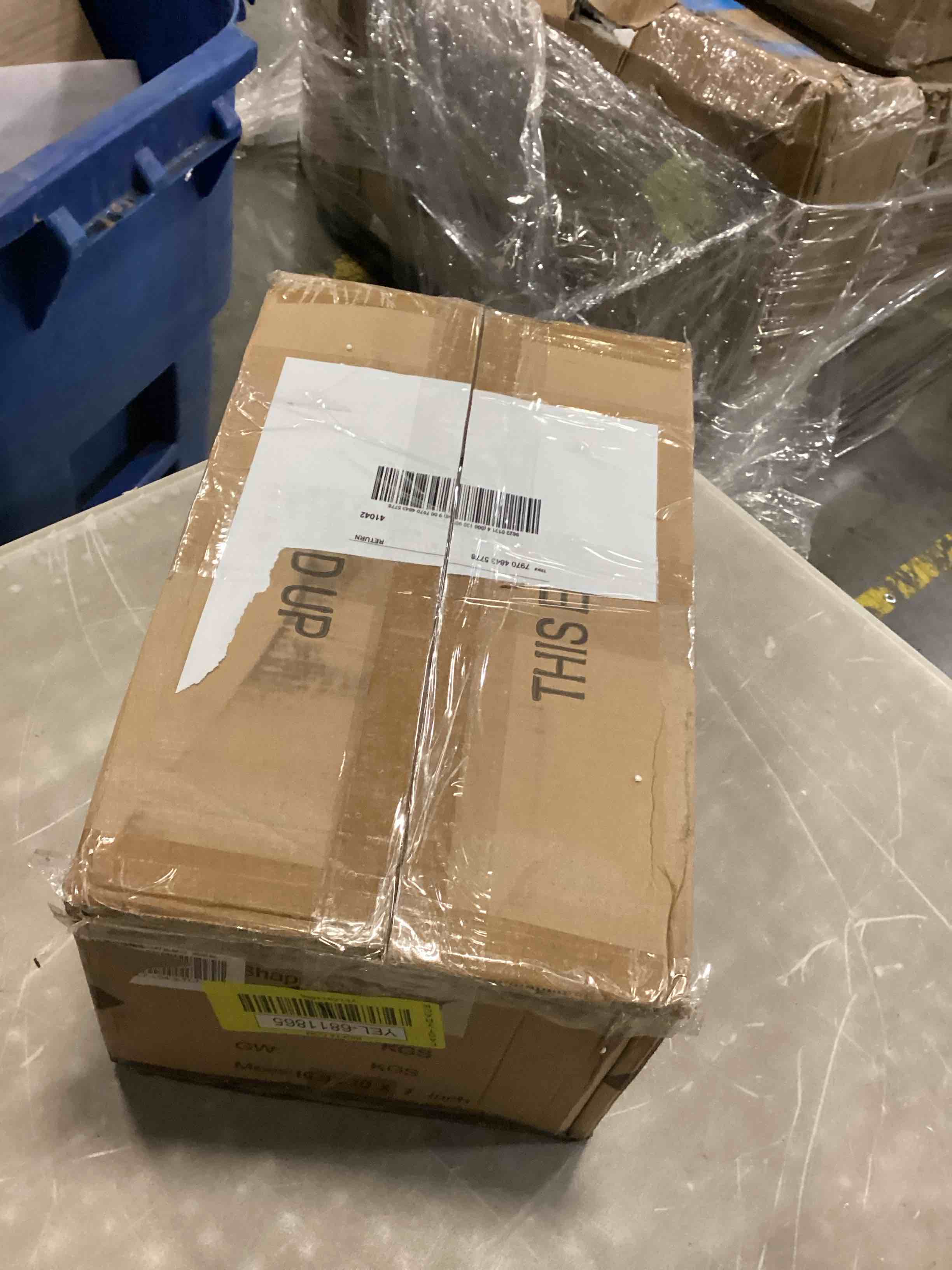 https://s3.amazonaws.com/lotting-images-prod/bidfta/YEL6811865_1738080249605.jpeg
