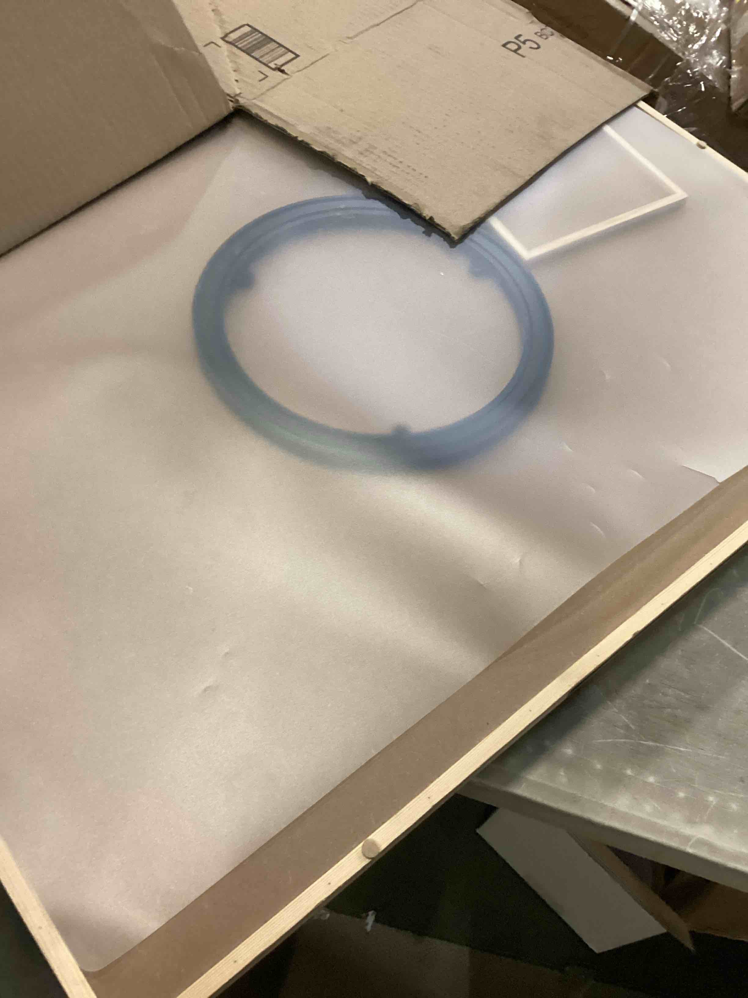 https://s3.amazonaws.com/lotting-images-prod/bidfta/YEL6811886_1738087010920.jpeg
