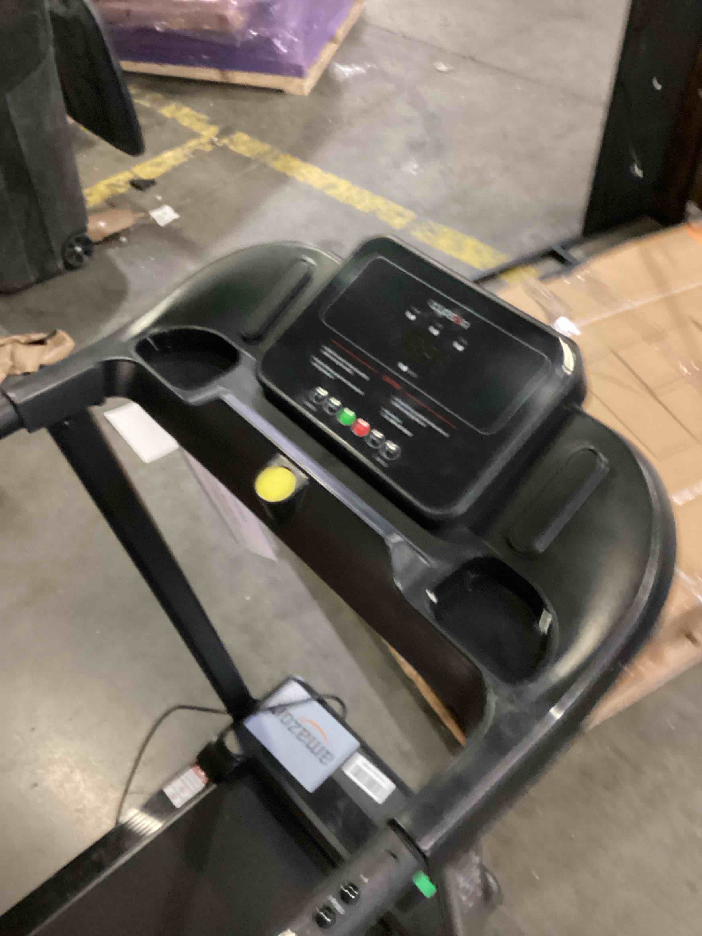 https://s3.amazonaws.com/lotting-images-prod/bidfta/YEL6811893_1738088930266.jpeg