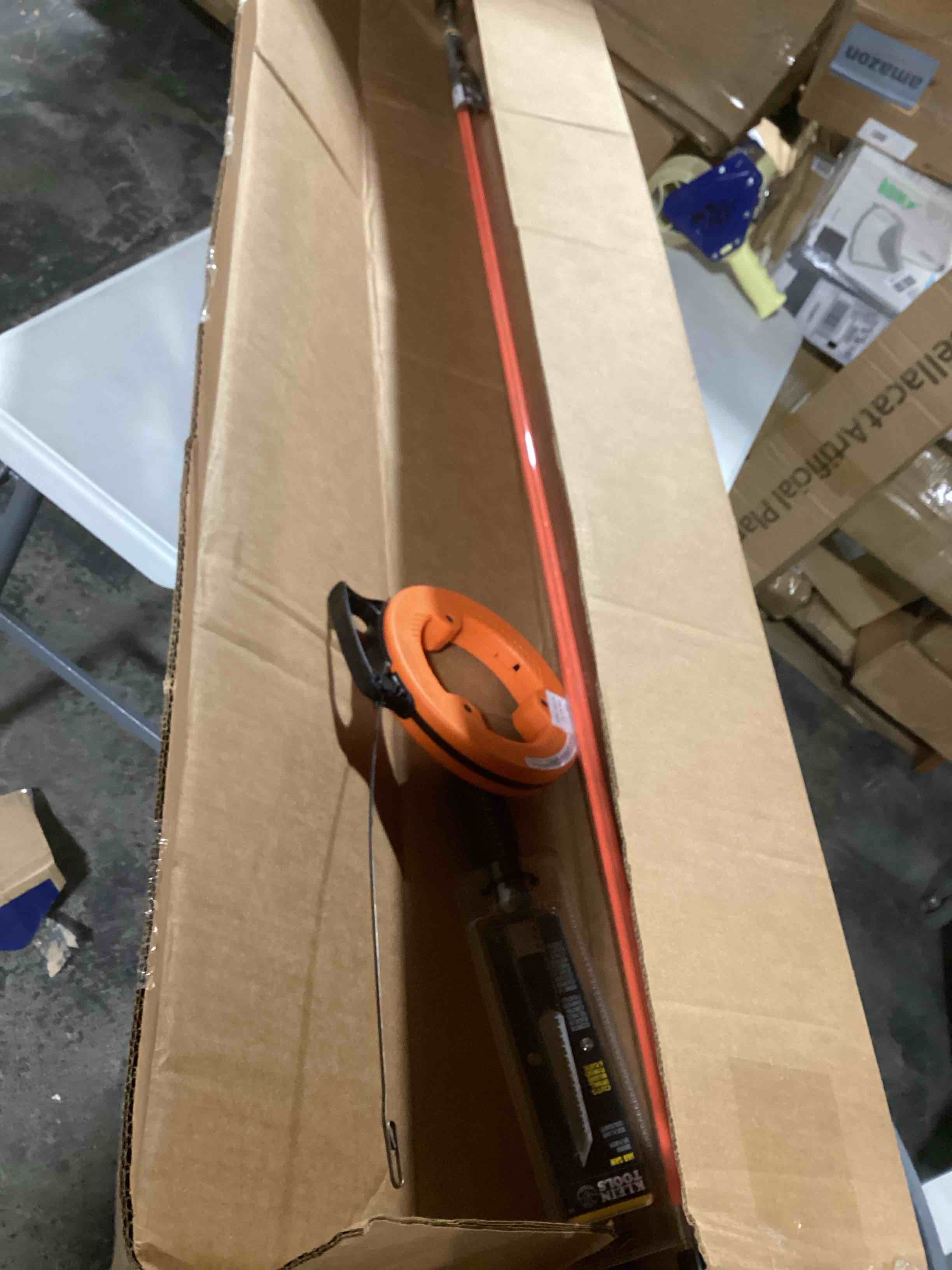 https://s3.amazonaws.com/lotting-images-prod/bidfta/YEL6811987_1729790881130.jpeg