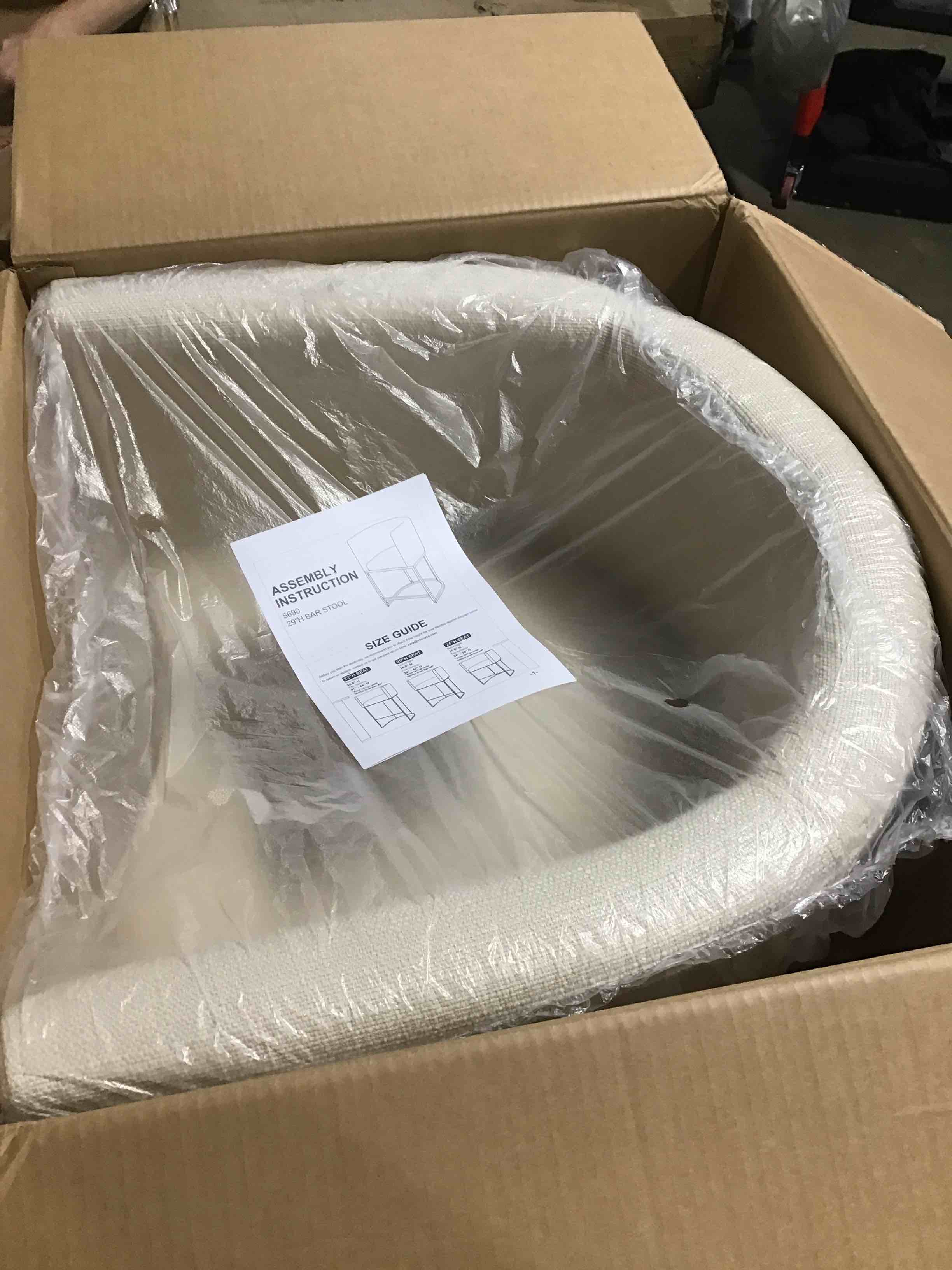 https://s3.amazonaws.com/lotting-images-prod/bidfta/YEL6812573_1731355577442.jpeg