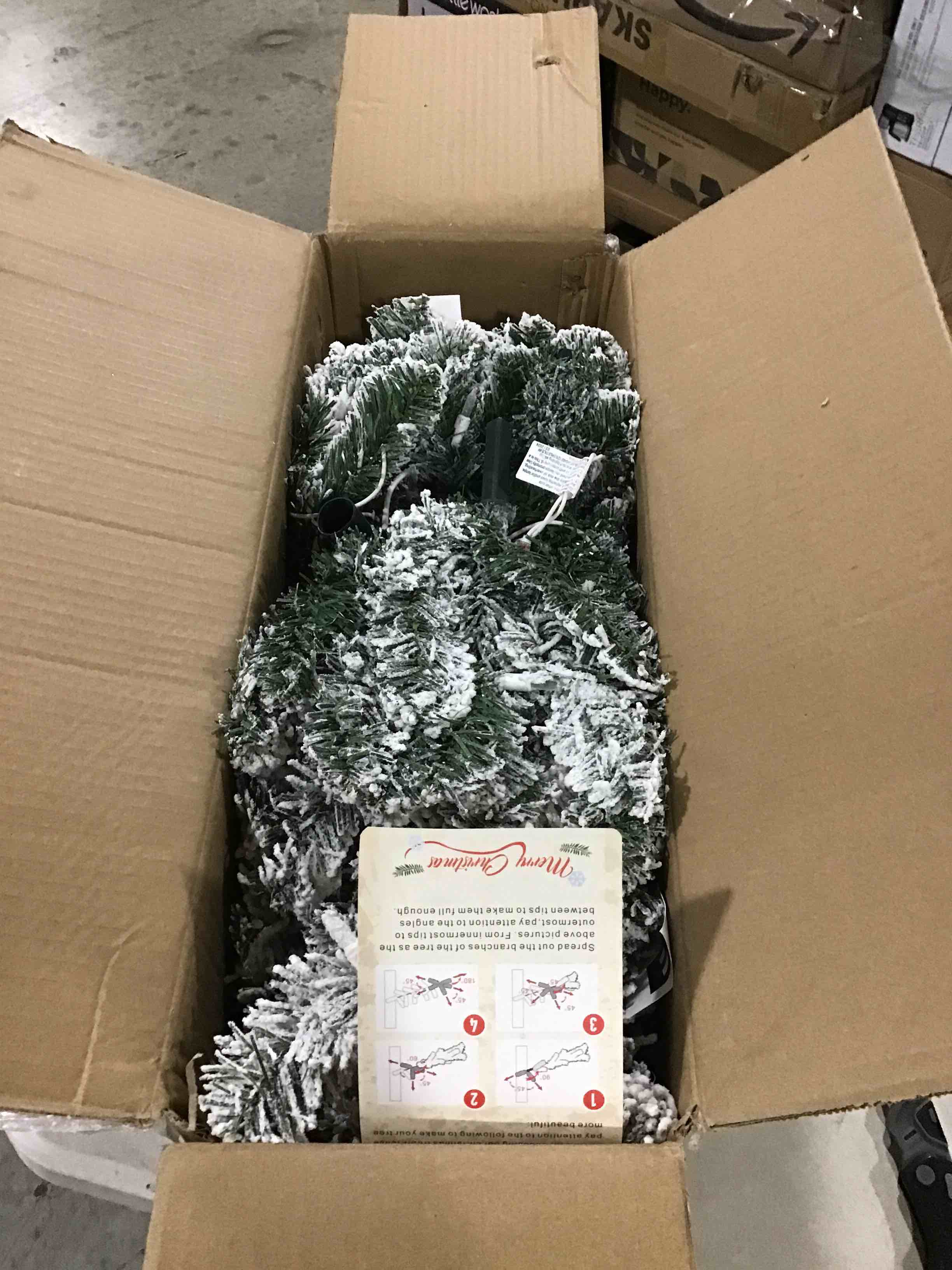 https://s3.amazonaws.com/lotting-images-prod/bidfta/YEL6813011_1732049014406.jpeg