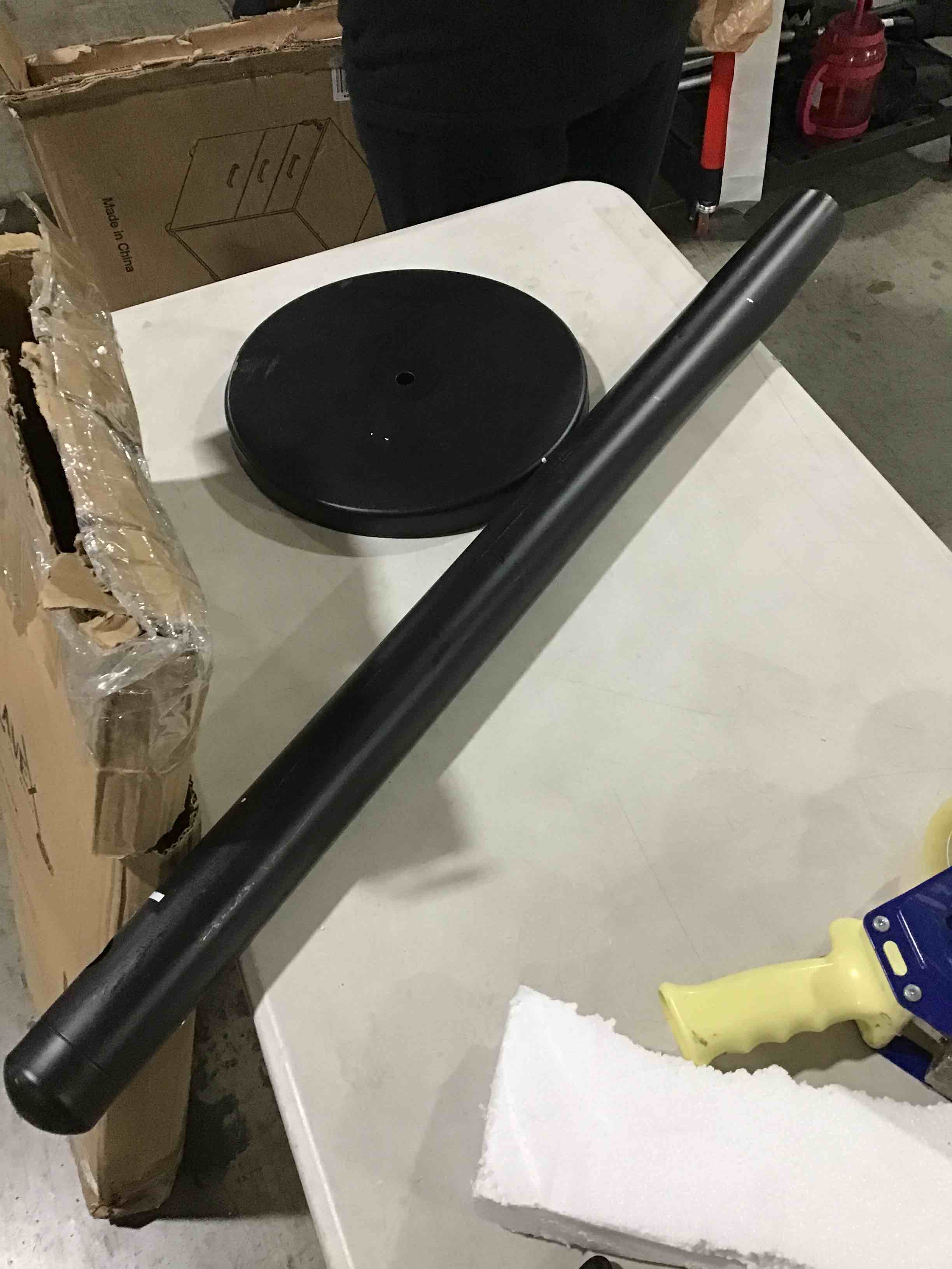 40” FREE STANDING BLACK SMOKER POLE WITH BASE. LAVEX