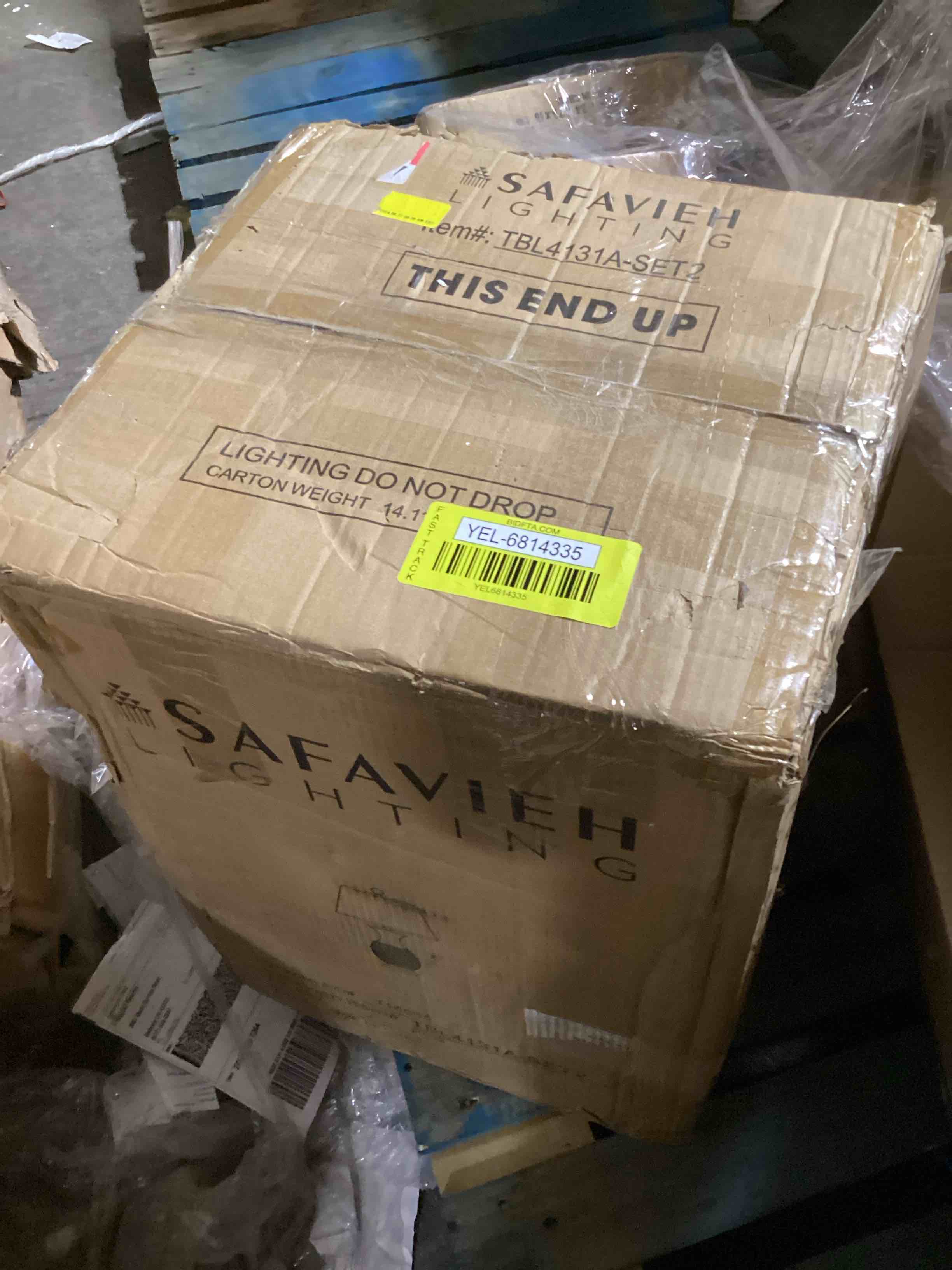 https://s3.amazonaws.com/lotting-images-prod/bidfta/YEL6814335_1725388424725.jpeg