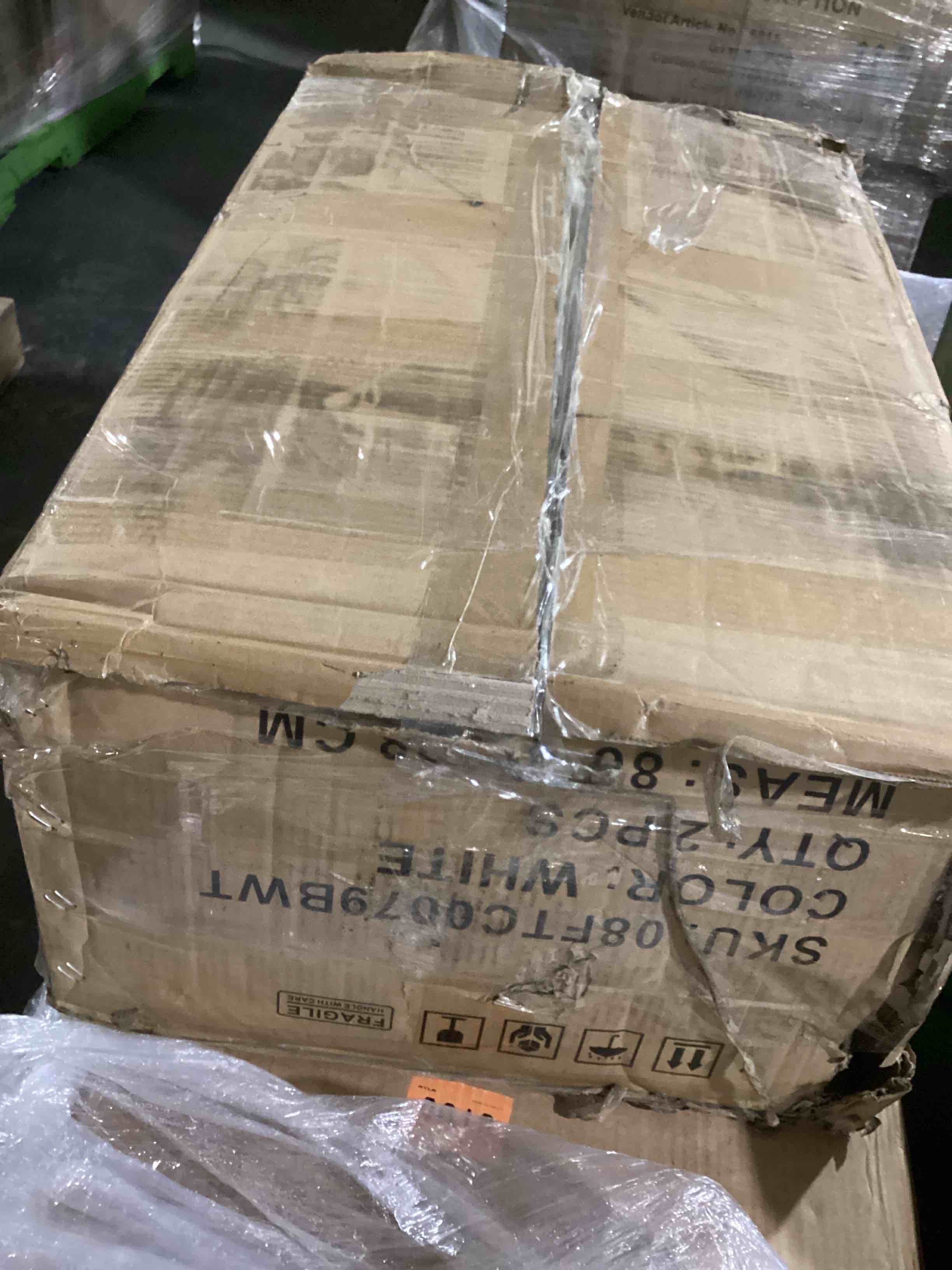 https://s3.amazonaws.com/lotting-images-prod/bidfta/YEL6814526_1725554061709.jpeg