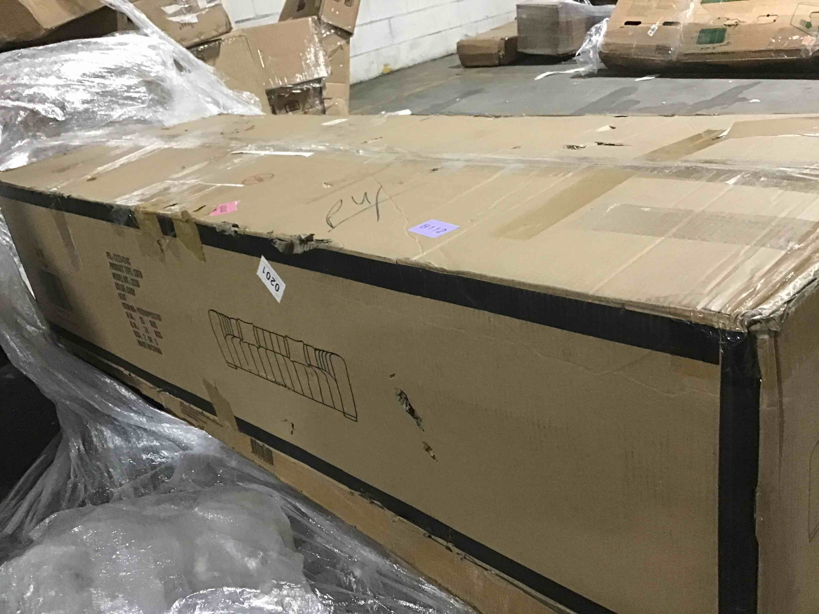 https://s3.amazonaws.com/lotting-images-prod/bidfta/YEL6814630_1725885935230.jpeg