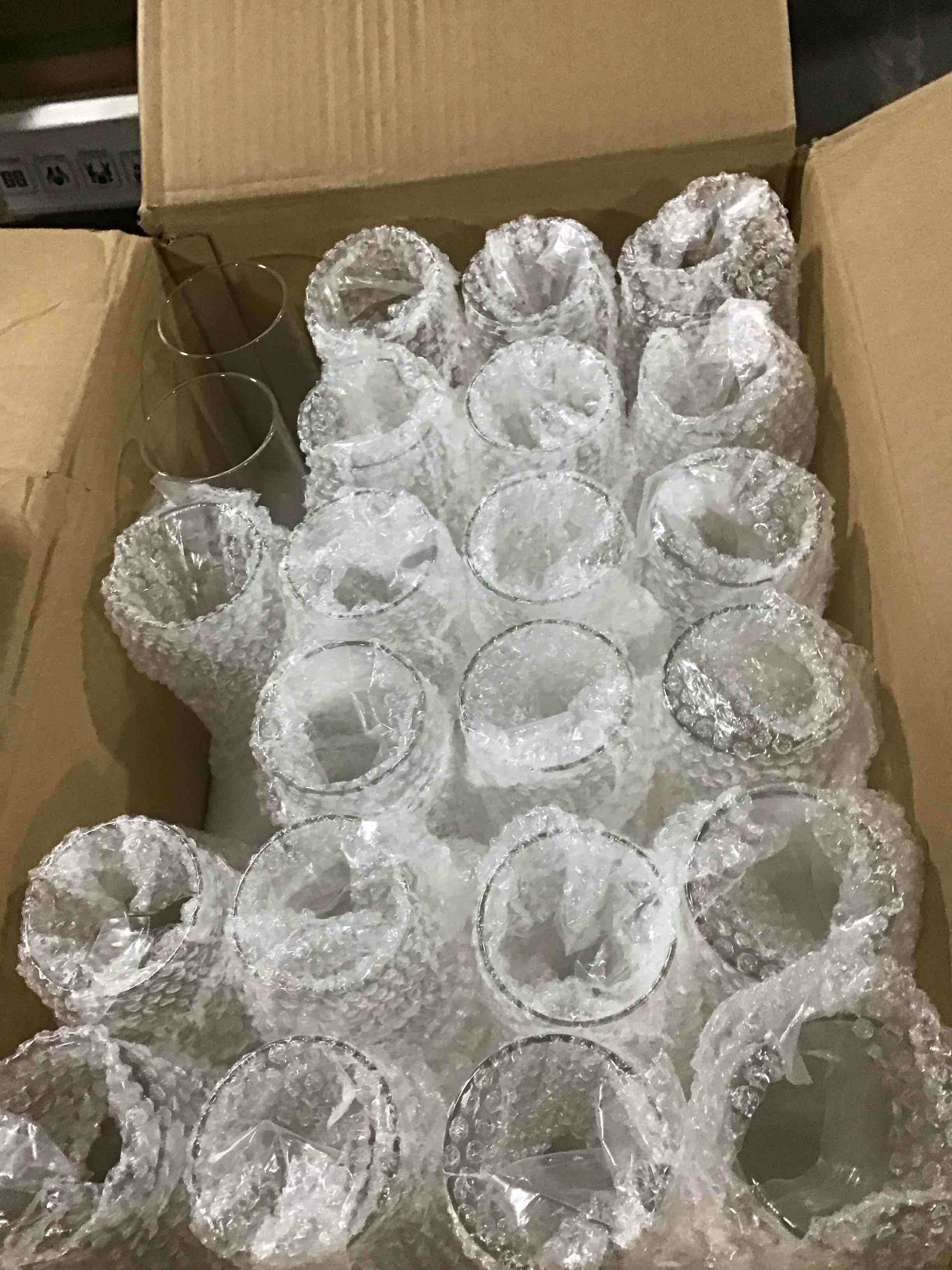https://s3.amazonaws.com/lotting-images-prod/bidfta/YEL6815736_1730479078226.jpeg