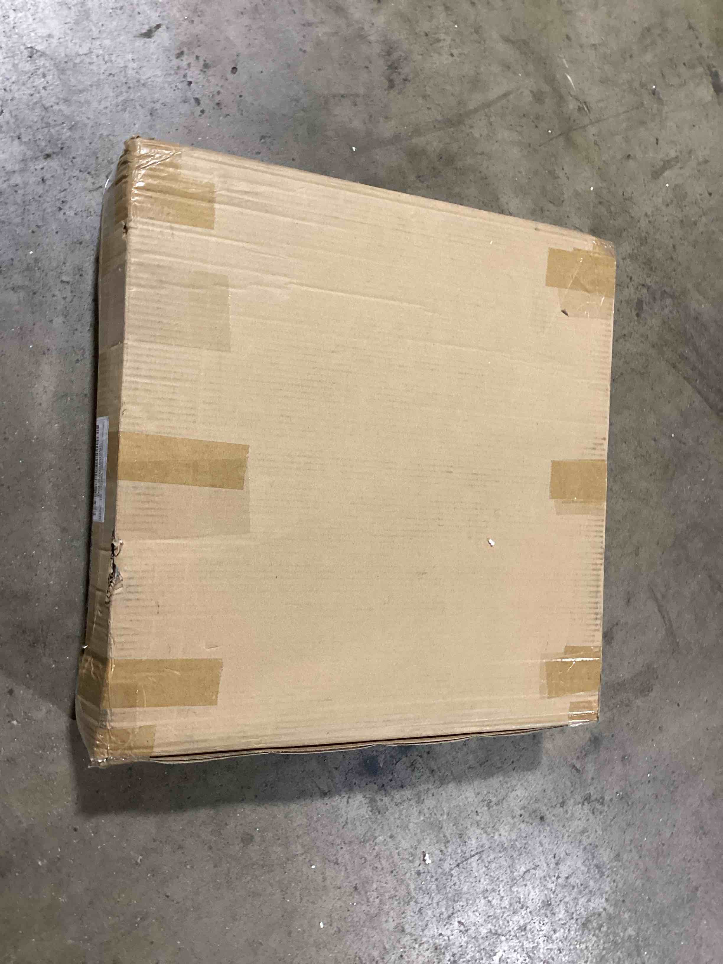 https://s3.amazonaws.com/lotting-images-prod/bidfta/YEL6817056_1727364572529.jpeg