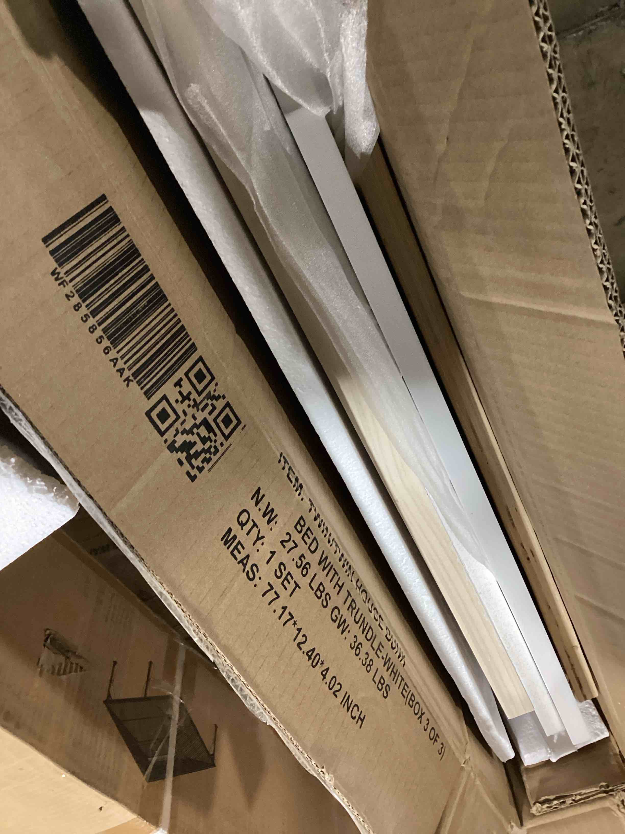 https://s3.amazonaws.com/lotting-images-prod/bidfta/YEL6817882_1728394041901.jpeg