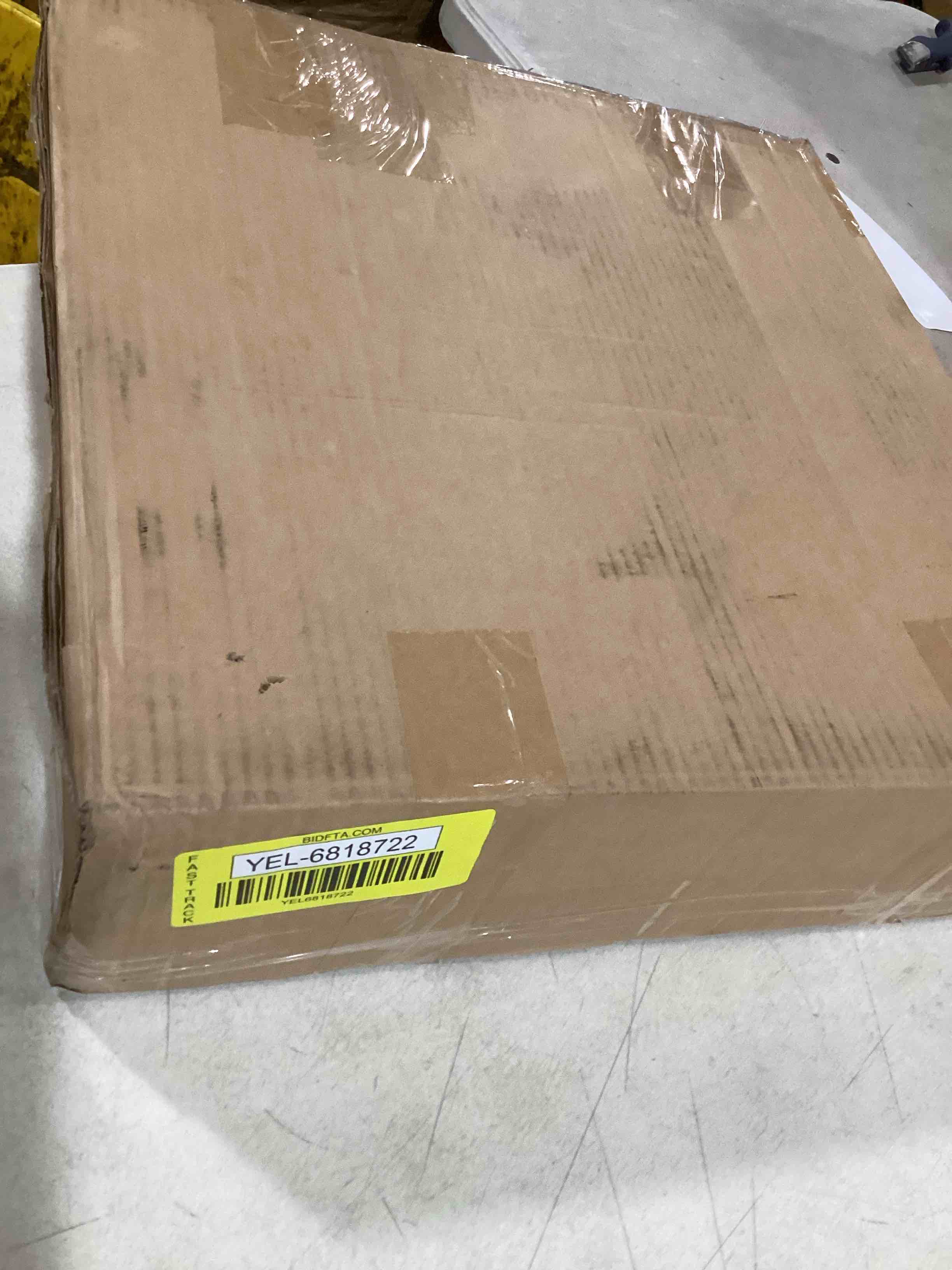 https://s3.amazonaws.com/lotting-images-prod/bidfta/YEL6818722_1723556711514.jpeg