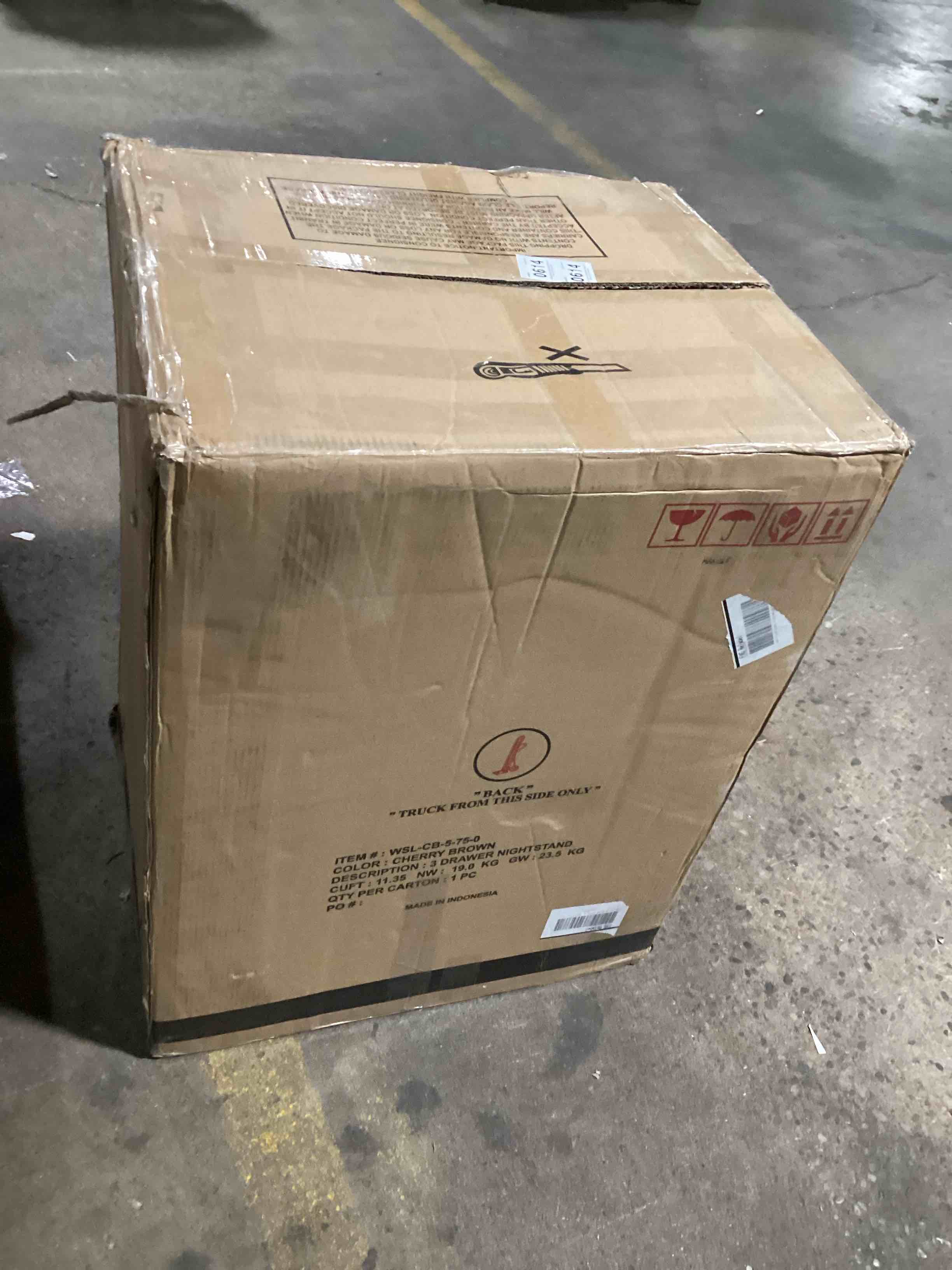 https://s3.amazonaws.com/lotting-images-prod/bidfta/YEL6819662_1725651475855.jpeg