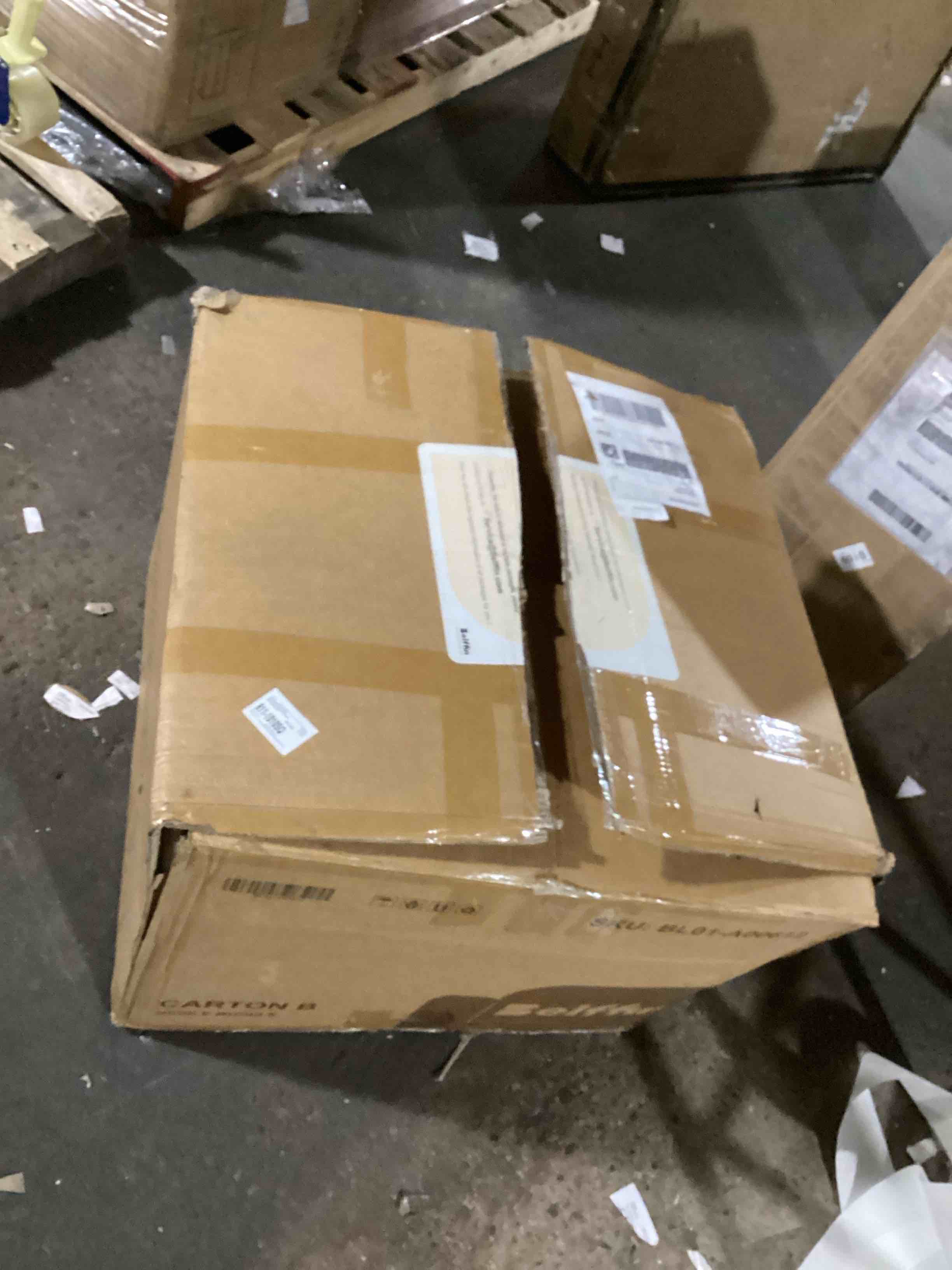 https://s3.amazonaws.com/lotting-images-prod/bidfta/YEL6819814_1725903691812.jpeg