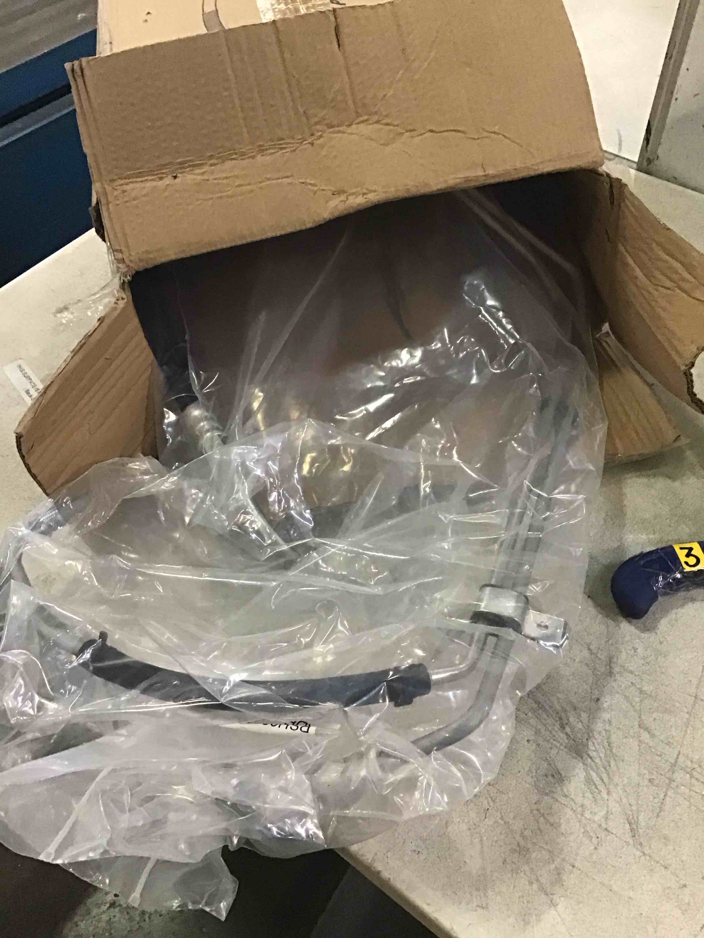https://s3.amazonaws.com/lotting-images-prod/bidfta/YEL6827189_1722633409295.jpeg