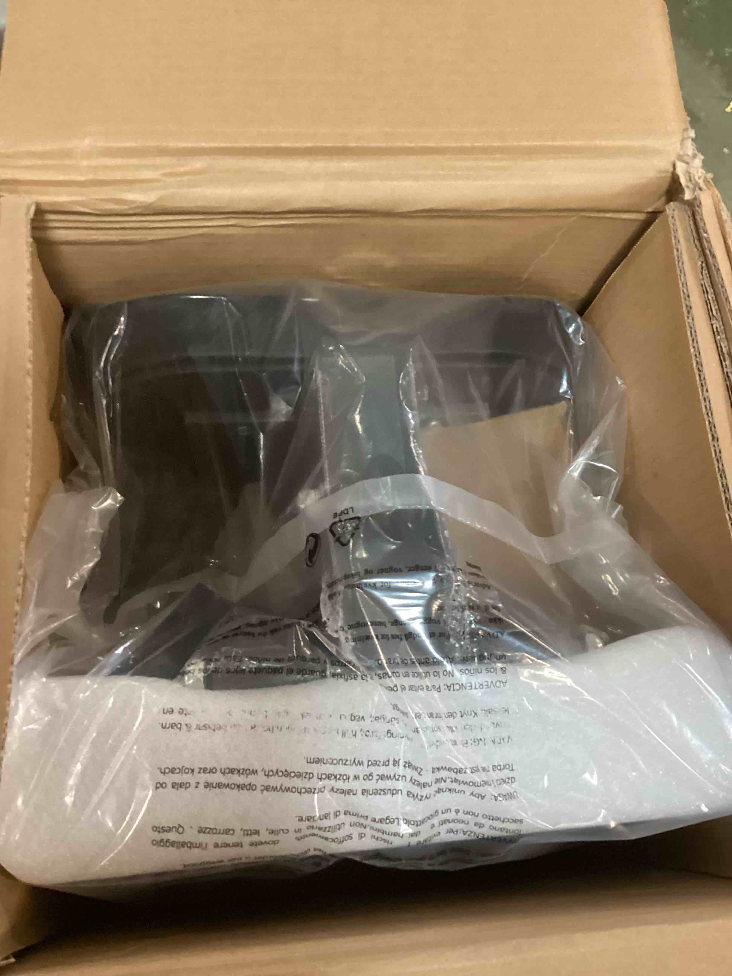 https://s3.amazonaws.com/lotting-images-prod/bidfta/YEL6827356_1722638197365.jpeg
