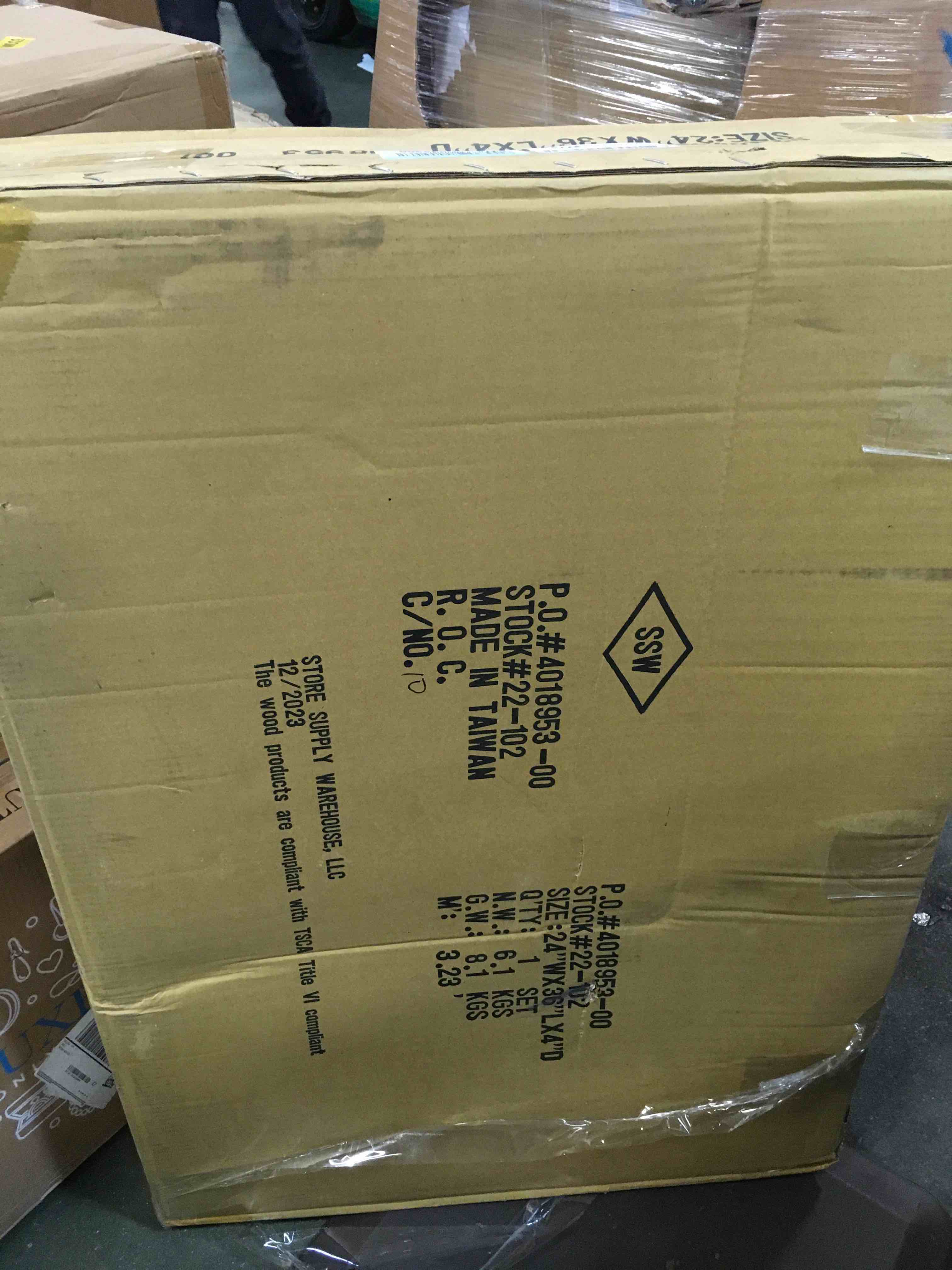 https://s3.amazonaws.com/lotting-images-prod/bidfta/YEL6828023_1722633829512.jpeg