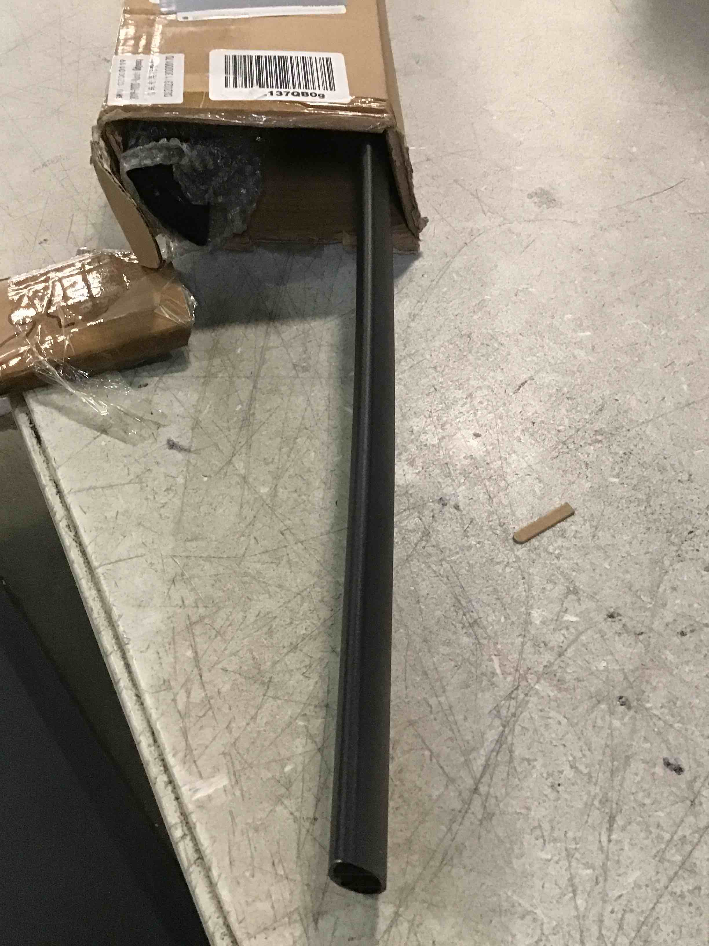 https://s3.amazonaws.com/lotting-images-prod/bidfta/YEL6828055_1722692883513.jpeg